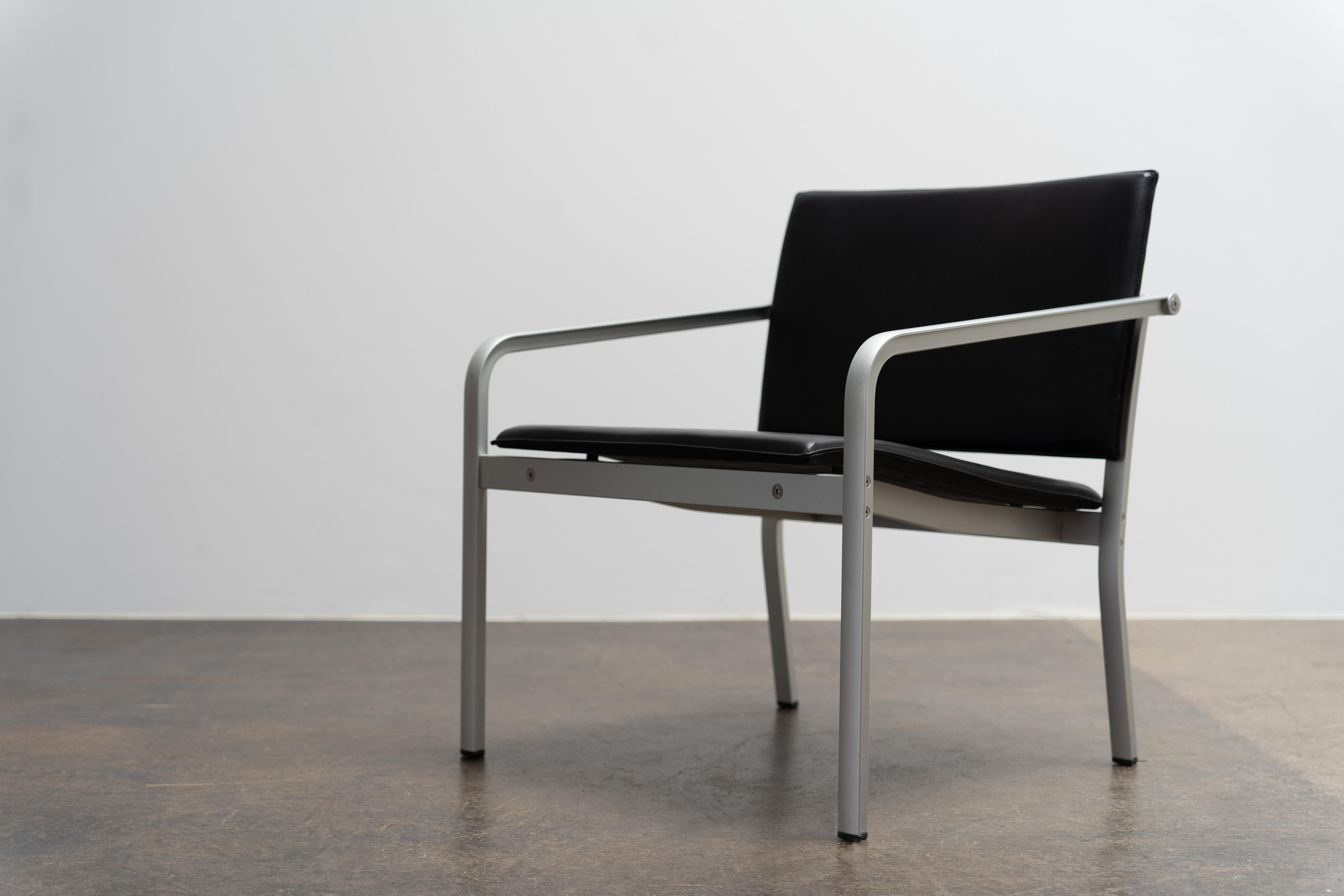 Norman Foster - Leather Lounge Chairs by Thonet, A 903PF, 1999 In Good Condition For Sale In Rosendahl, DE