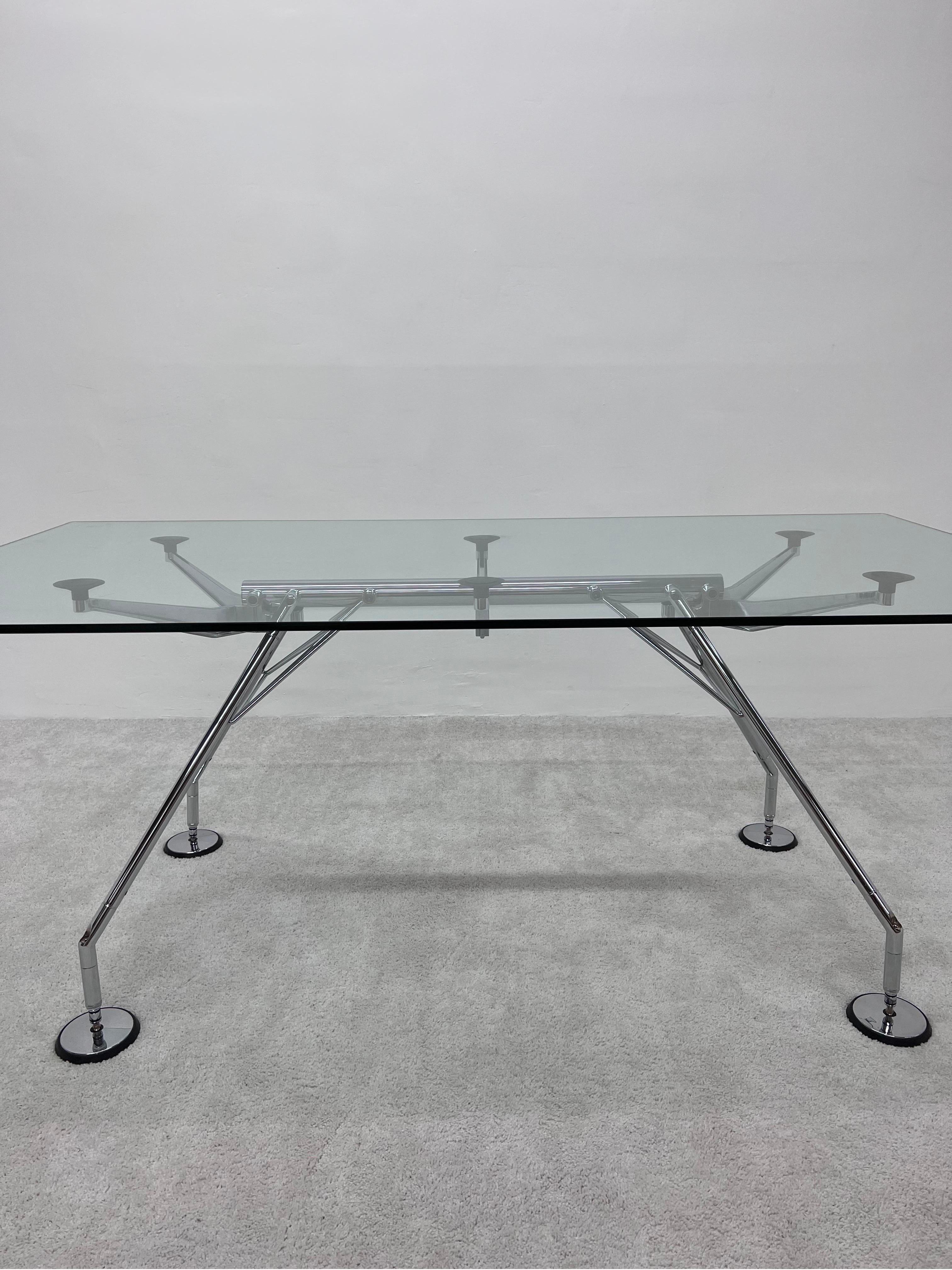 20th Century Norman Foster Nomos Dining or Conference Table for Tecno