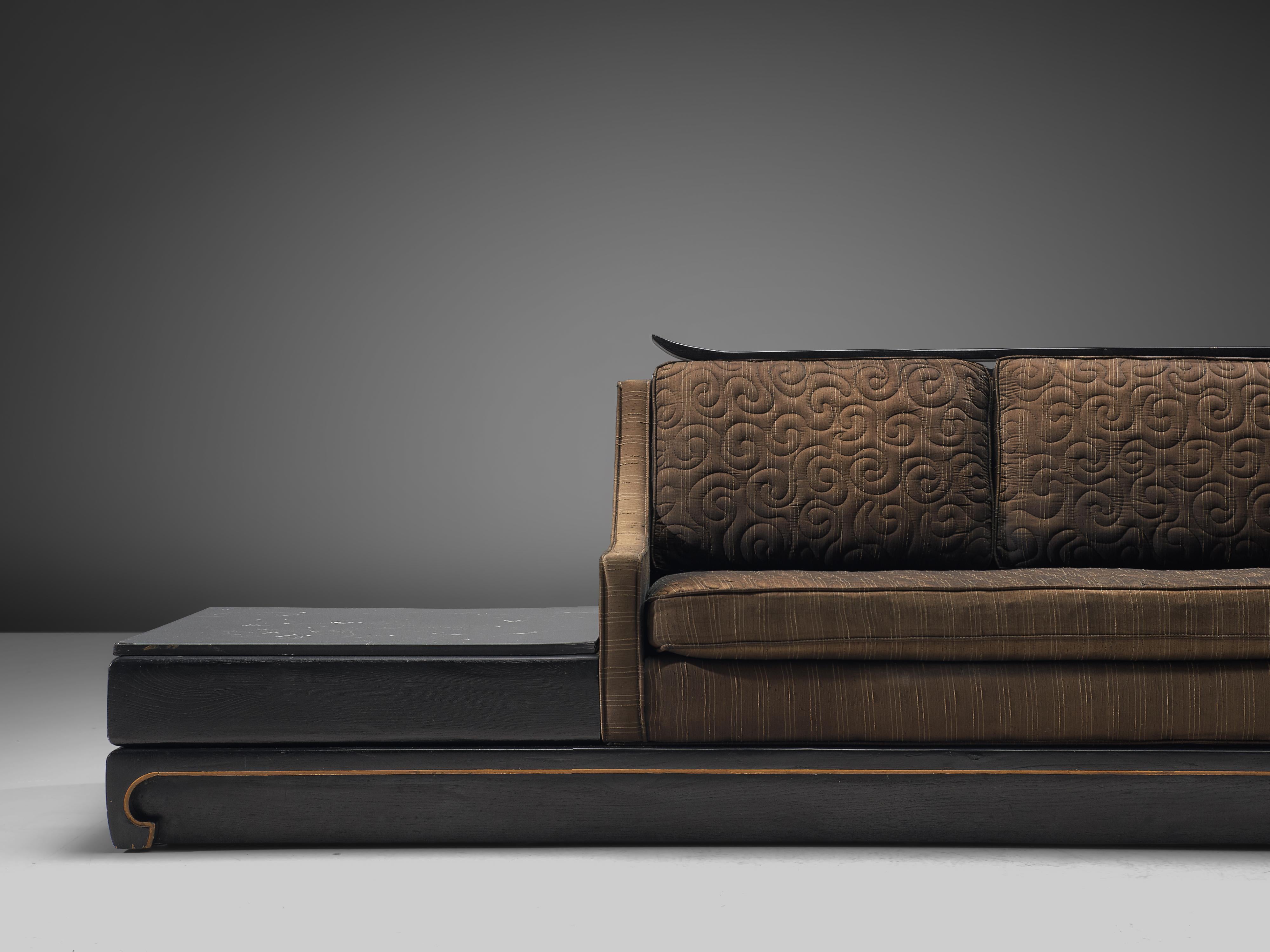 Norman Fox Macgregor Large Platform Sofa in Structured Brown Upholstery In Good Condition In Waalwijk, NL