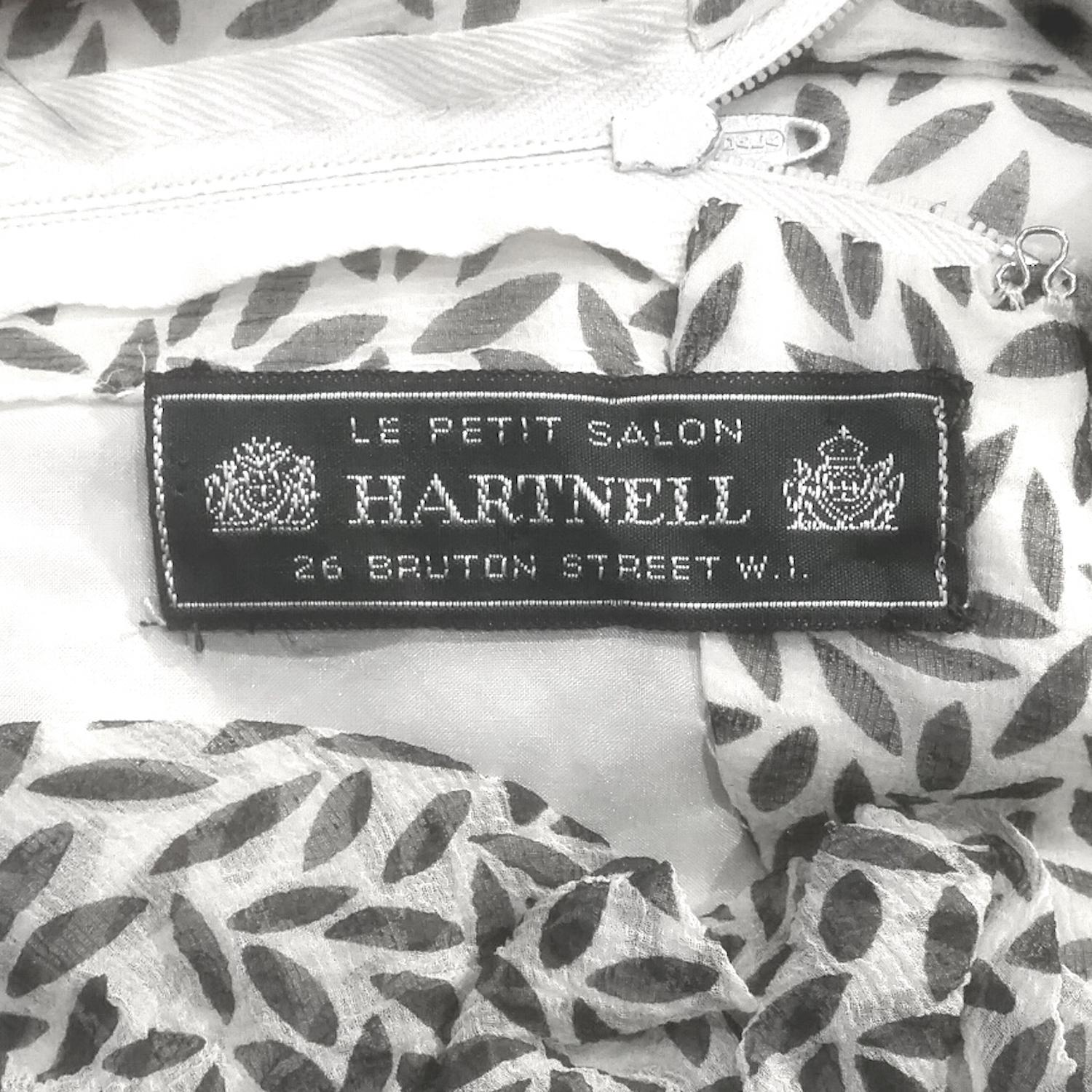 Gray Norman Hartnell 1970s Couture Silk Crepe Monochrome Print Dress