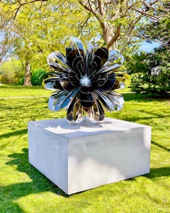 ""Bloom No. 4" aus der Bloom-Serie, abstrakte, organische Skulptur aus Stahl