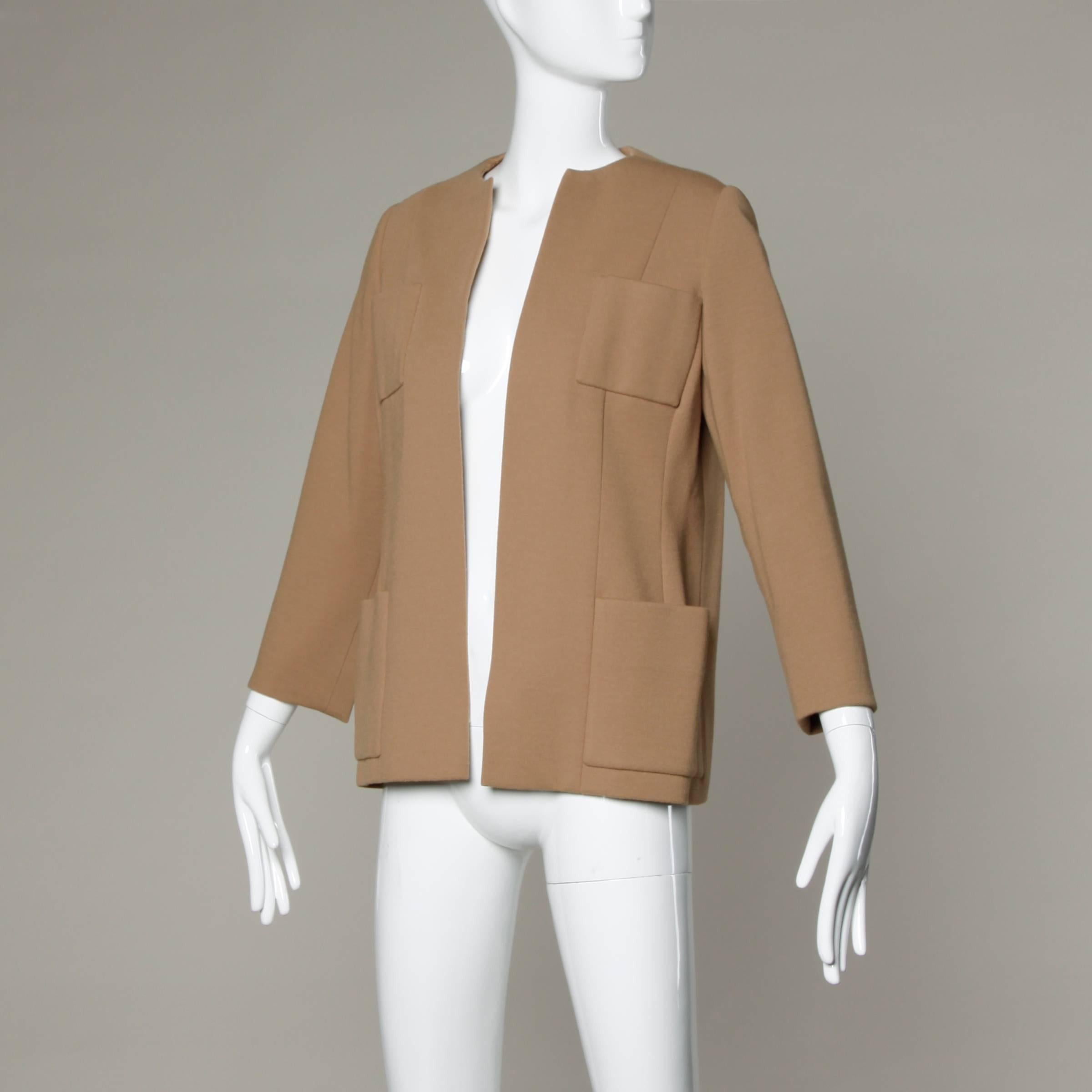 Norman Norell 1960s Vintage Camel Silk + Wool Tailored Jacket For Sale 1