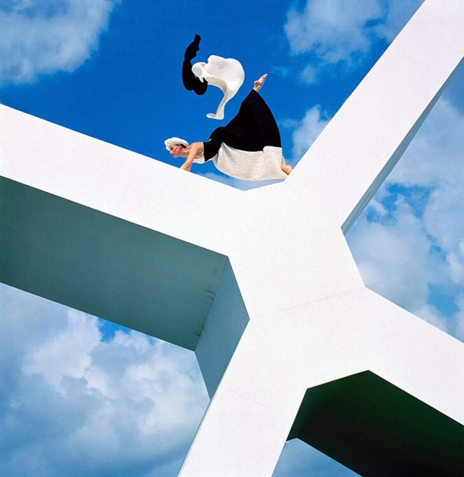 Norman Parkinson 'Angele Delanghe und Mattli Kleider für Vogue, Oktober 1948' im Angebot 3
