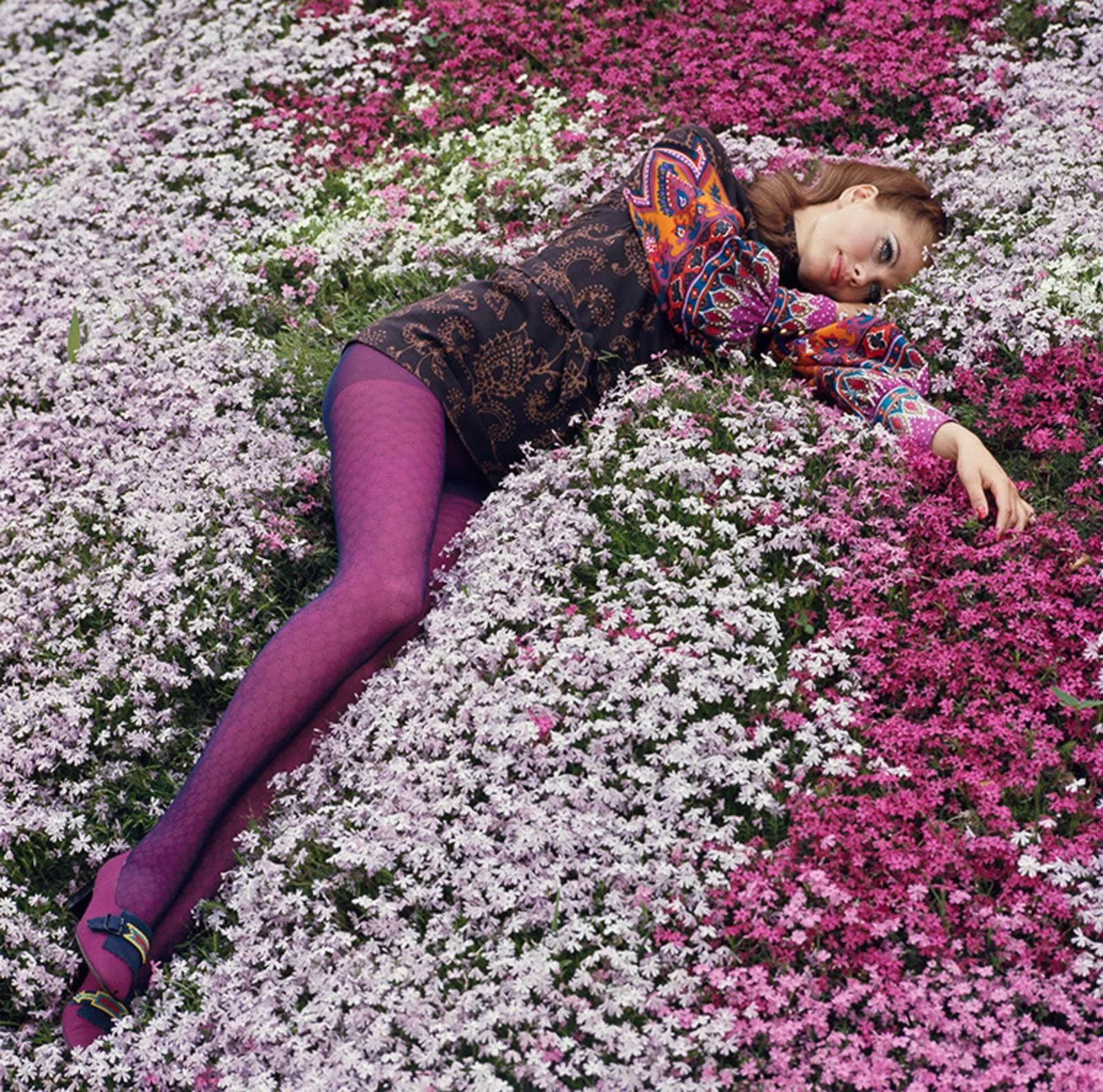 Norman Parkinson
Attrice Adams, Vogue, agosto 1964
Stampa C
Edizione di 21 esemplari numerati e timbrati dalla casa editrice sul verso.
con certificato di autenticità

Norman Parkinson (1913-1990) è stato il più celebre fotografo di moda del XX