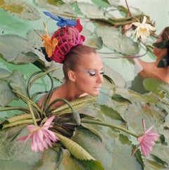 Norman Parkinson „Brigitte Bauer in Tahiti. Amerikanische Vogue, Mai 1965'