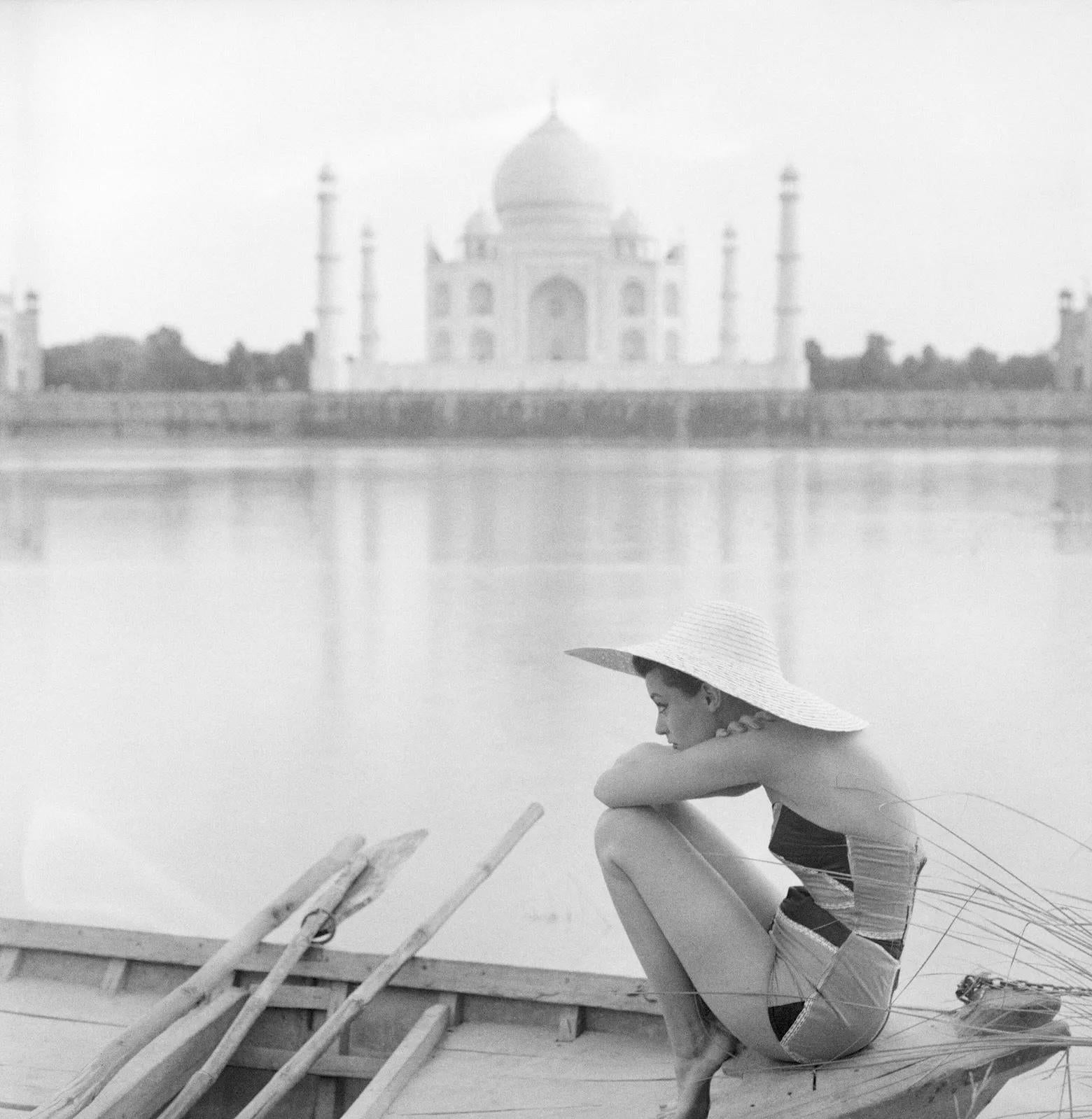 Norman Parkinson 'Marisa Berenson in a feather hat, 1966' For Sale 3