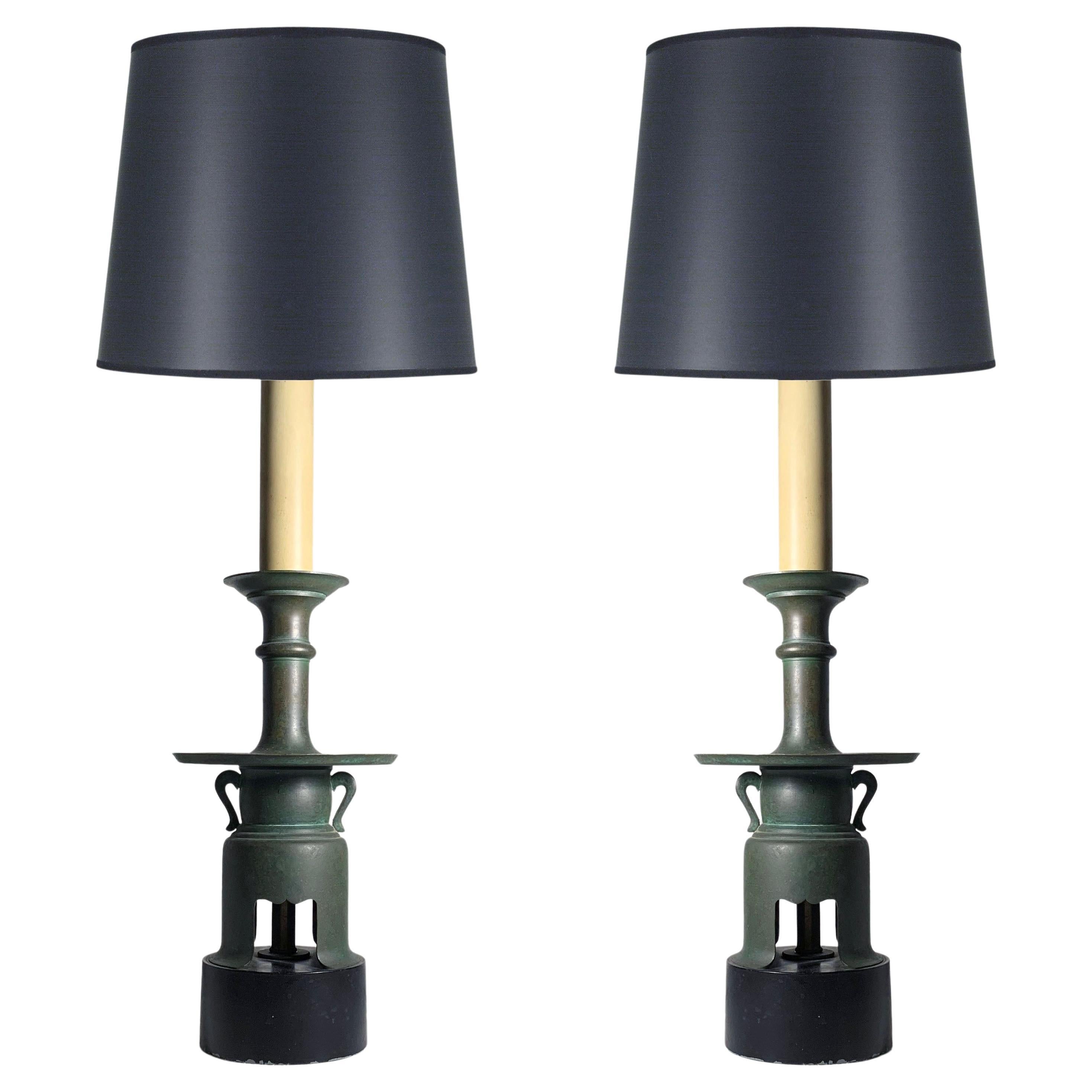 Norman Perry, lampada decorativa cinese in bronzo orientale d'epoca / Chapman in vendita