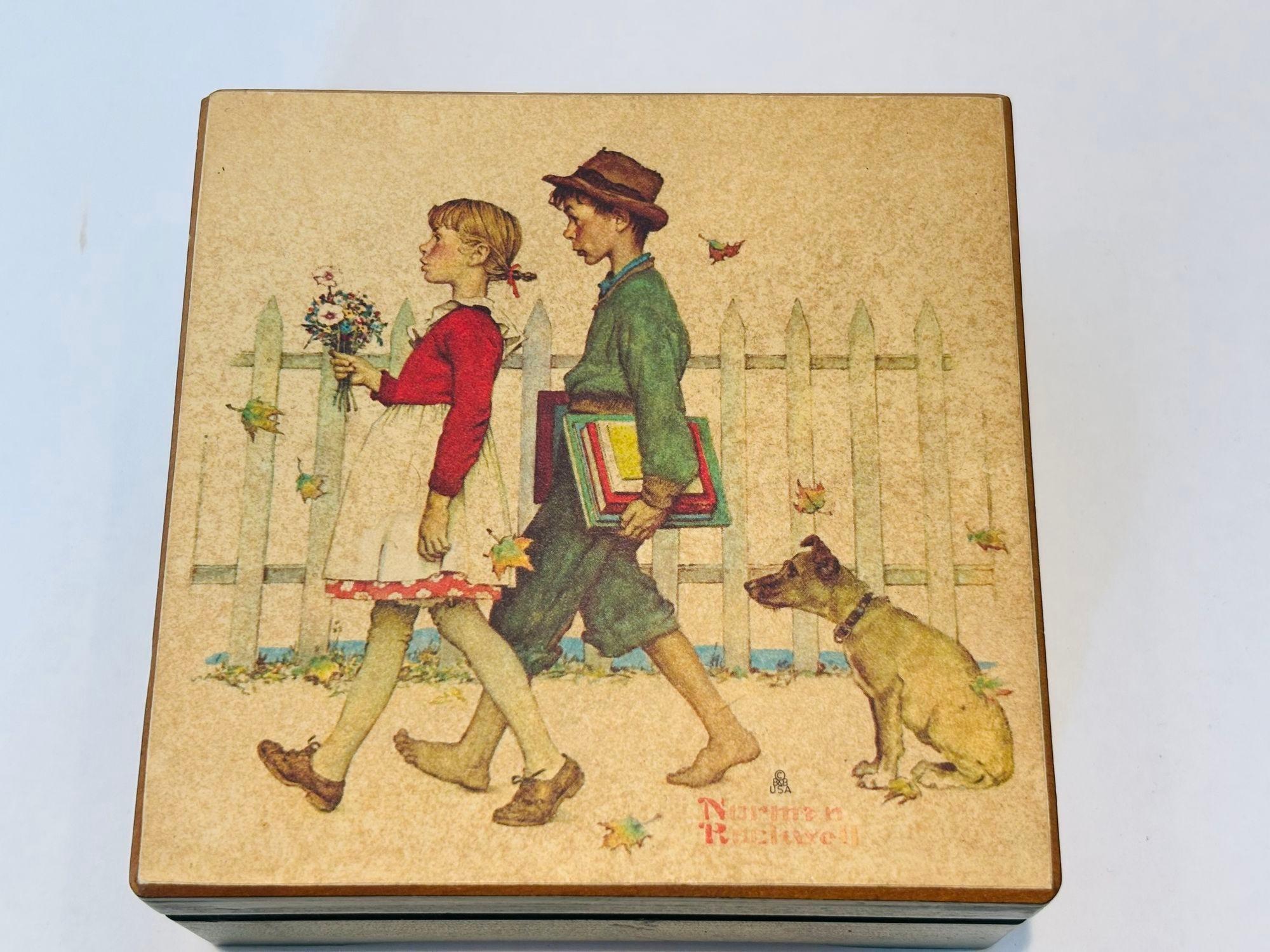 Norman Rockwell Caja de Música Amor Joven Caminando a la Escuela Estadounidense