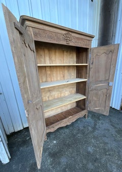 Norman Wedding Armoire In Solid Oak – Mid 19th Century