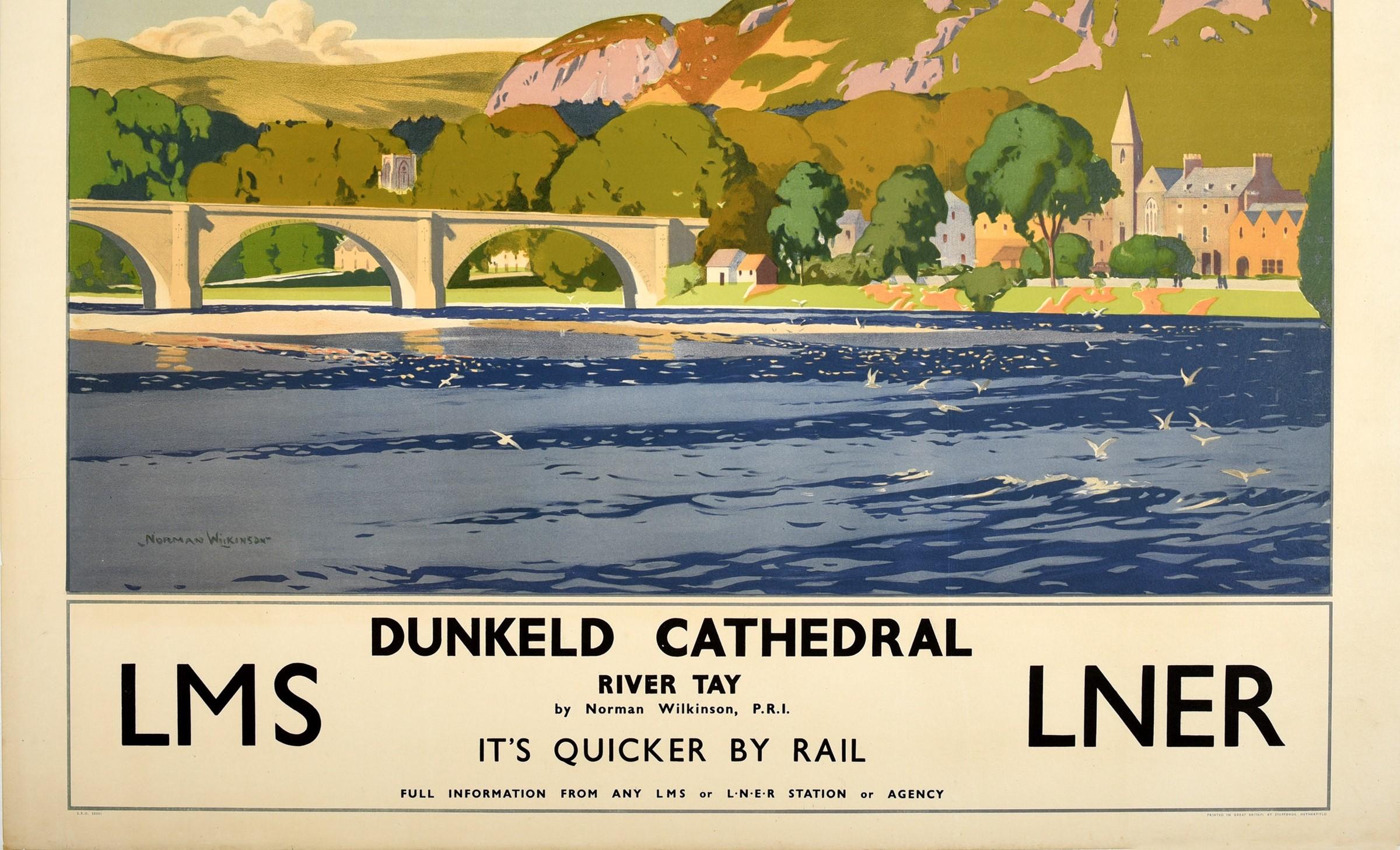 Affiche vintage d'origine Dunkeld Cathedral River Tay LMS LNER Railway Travel Art - Beige Print par Norman Wilkinson CBE PRI