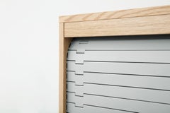Normann Copenhagen Jalousi Cabinet Low entworfen von Simon Legald