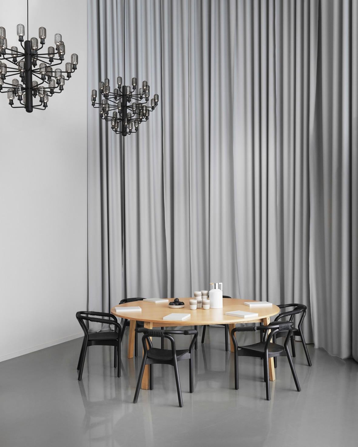 Frêne Chaise noire Normann Copenhagen conçue par Tatsuo Kuroda en vente