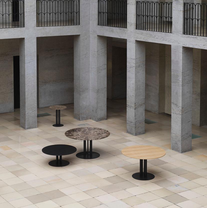 Table Normann Copenhagen Scala en marbre blanc par Simon Legald en vente 2