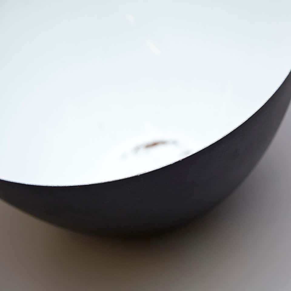 Ciotola Krenit di Normann Copenhagen, circa 1970    In buone condizioni originali, con lievi usure dovute all'età e all'uso, che conservano una bella patina.