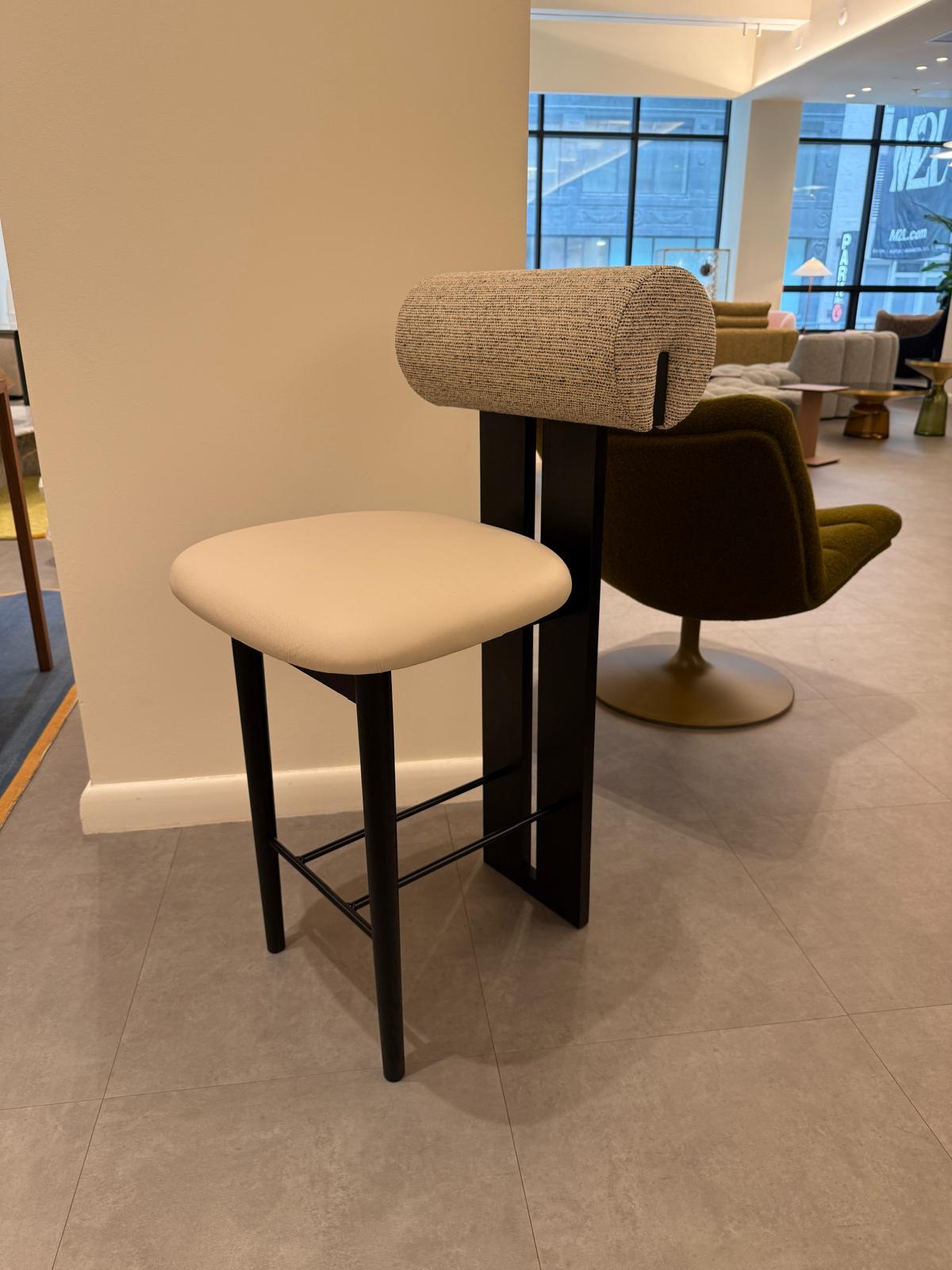 Tissu Tabouret de comptoir Norr11 de Kristian Sofus Hansen & Tommy Hyldahl en STOCK en vente