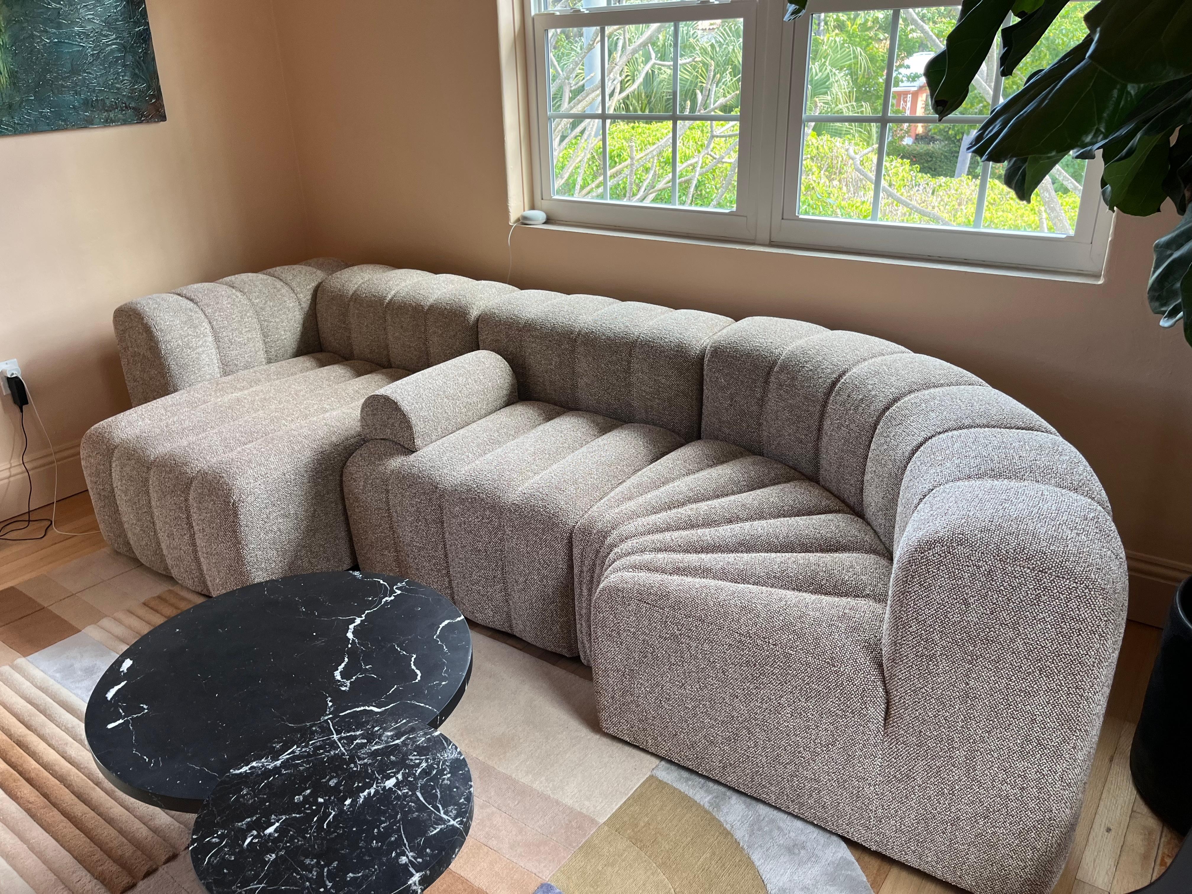 XXIe siècle et contemporain Sofa Norr11 Studio de Kristian Sofus Hansen & Tommy Hyldahl en stock en vente