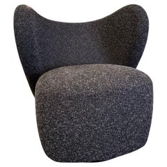 Chaise pivotante Norr11 de Hansen & Hyldahl en stock