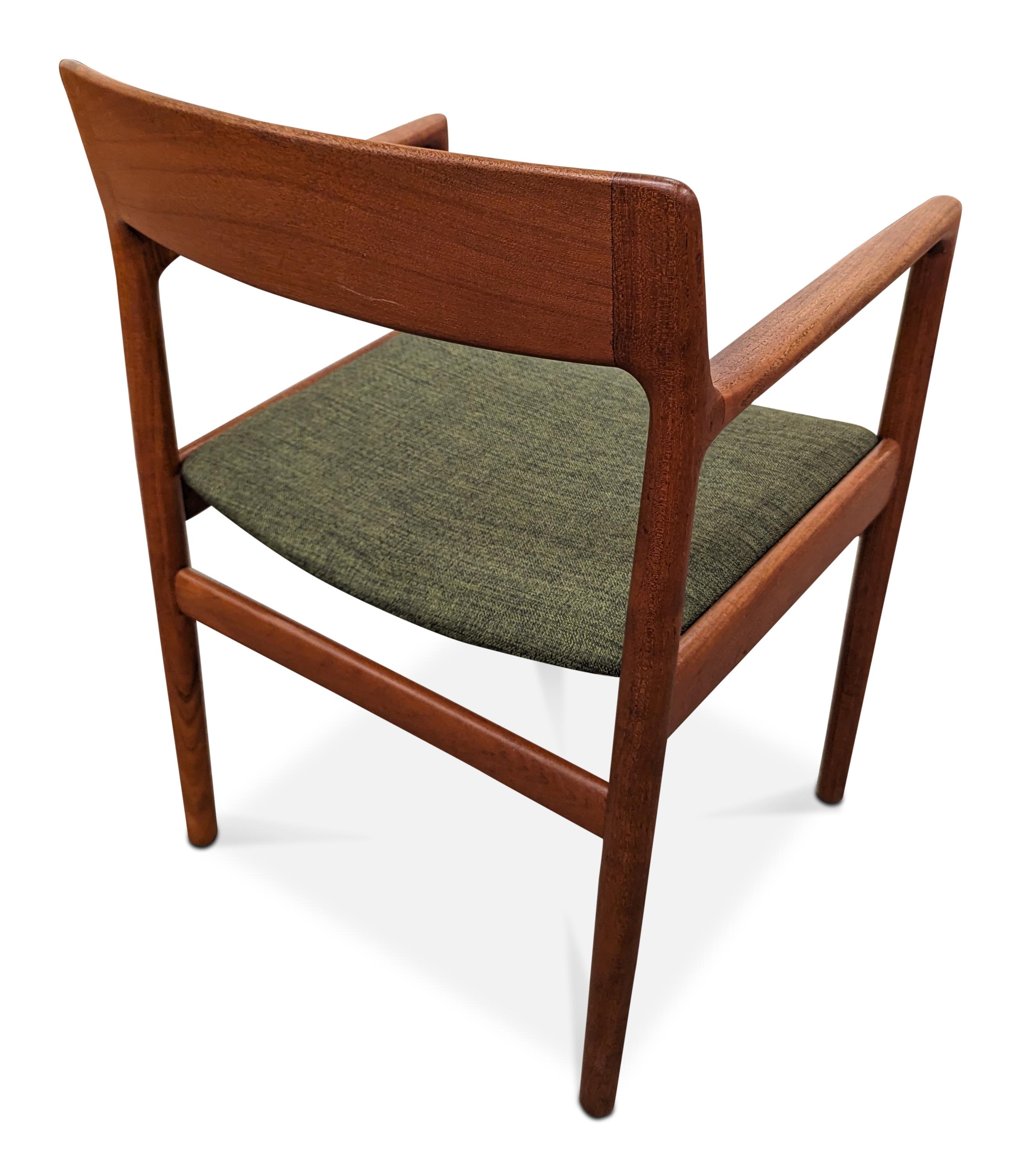 Mid-20th Century Norregard Moeblefabrik Teak Desk Chairs - 022484 Vintage Danish Mid Century  For Sale