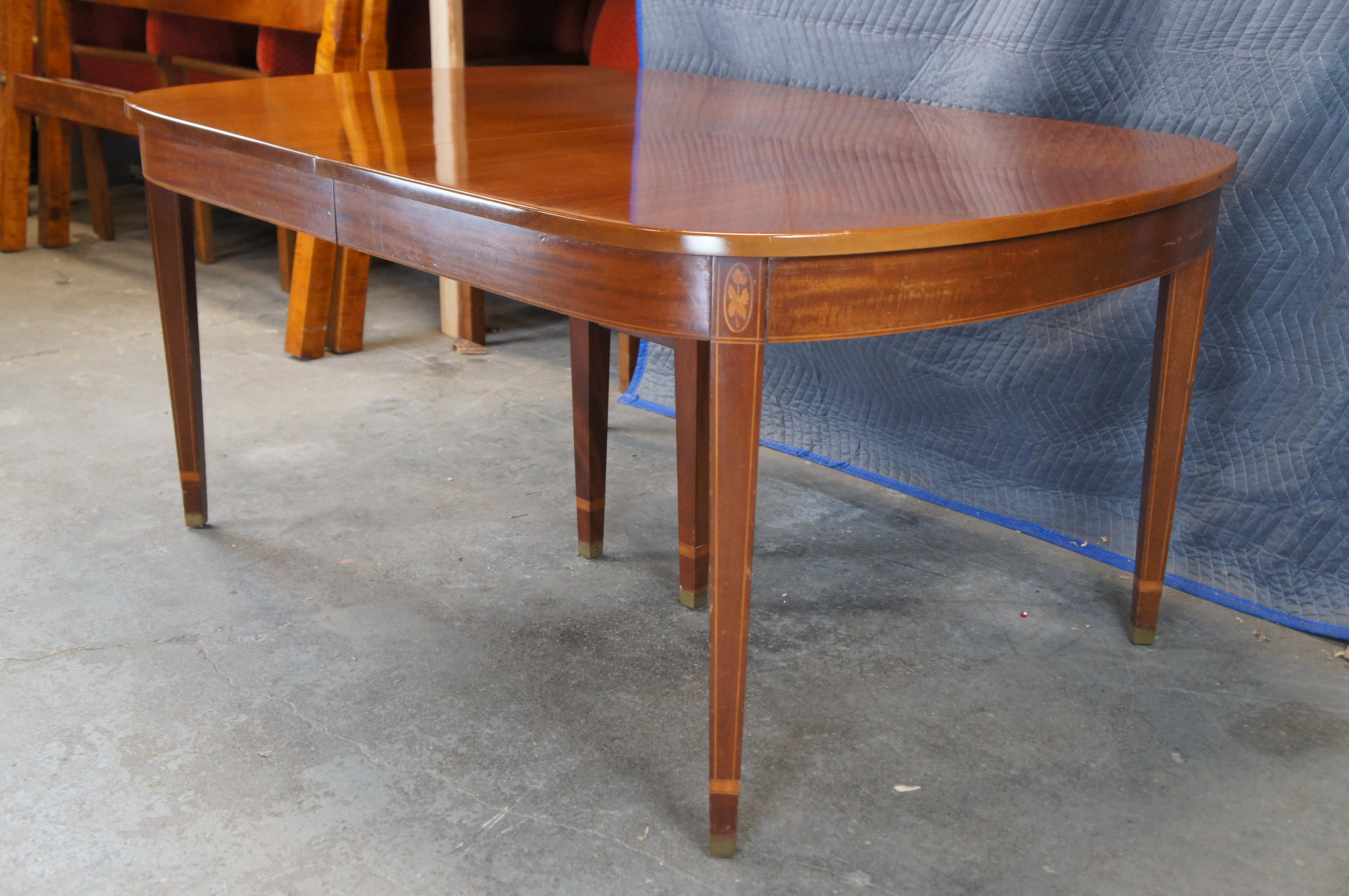 20th Century Norris Georgian Chippendale Style Mahogany Dining Table 96