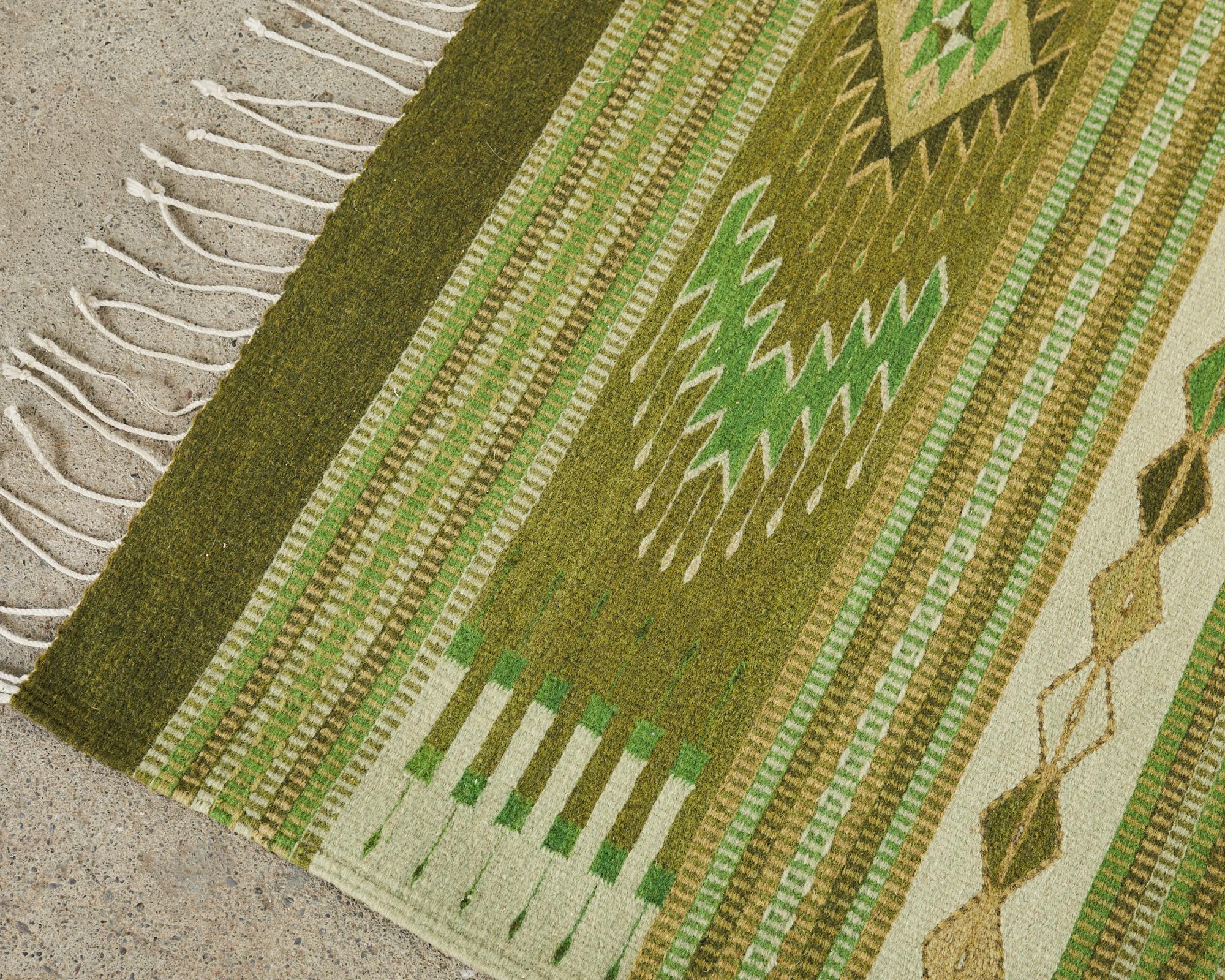 North American Navajo Style Wool Rug in Green Tones For Sale 1
