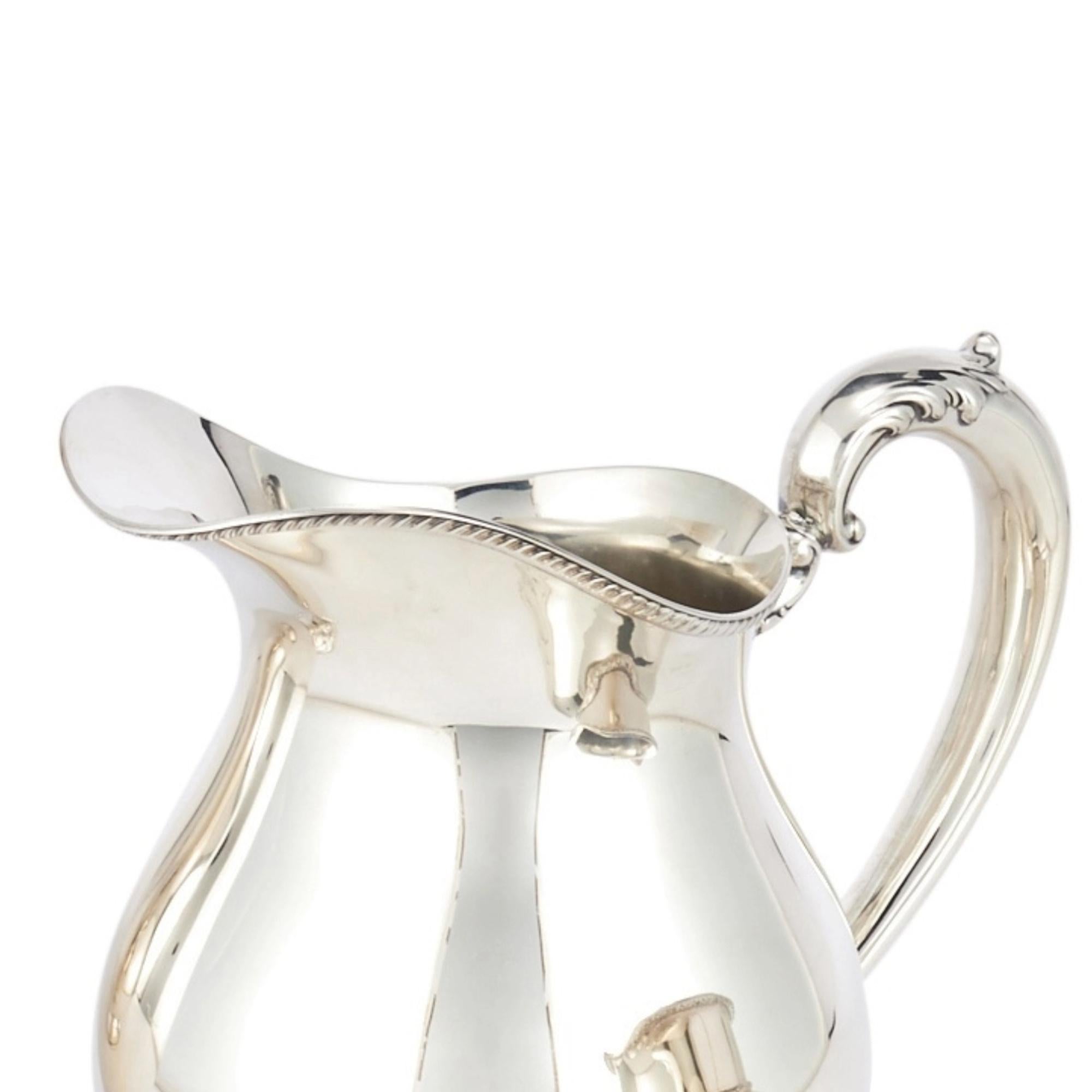 Mid-20th Century North American Sterling Silver Tableware Serveware Pitcher For Sale