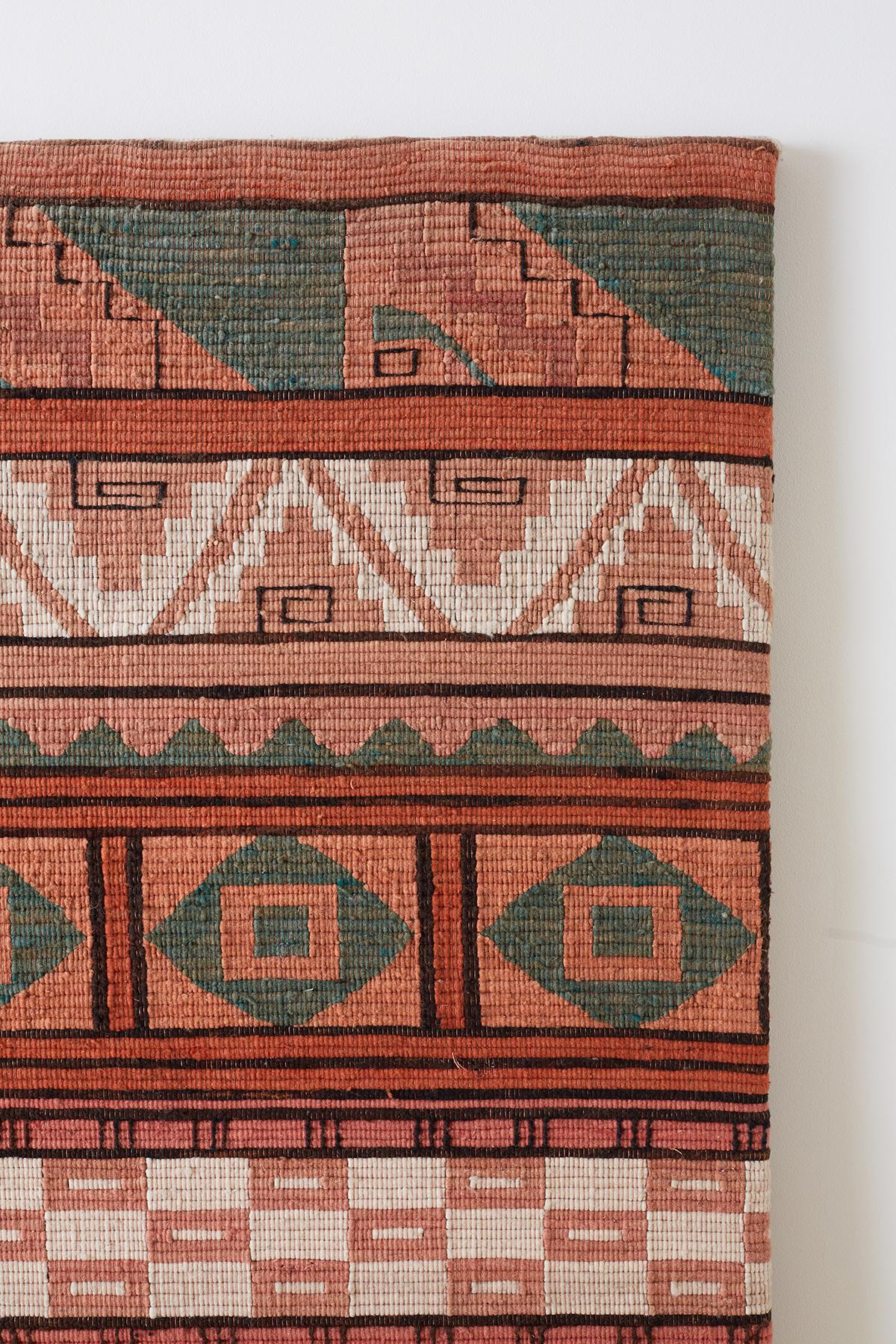 Nordamerikanisches gewebtes geometrisches Textil-Paneel mit Textilbeschlägen (Handgefertigt) im Angebot