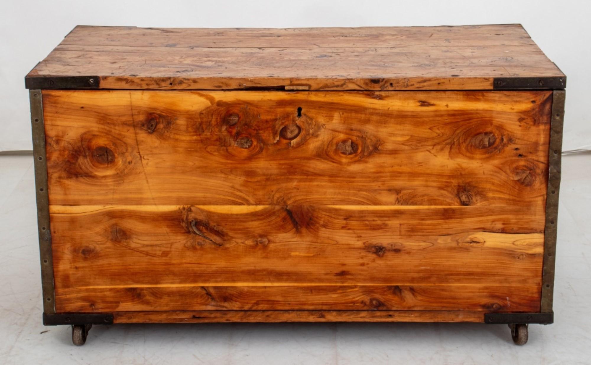 American North Carolina Wood Blanket Chest, 19th C. For Sale