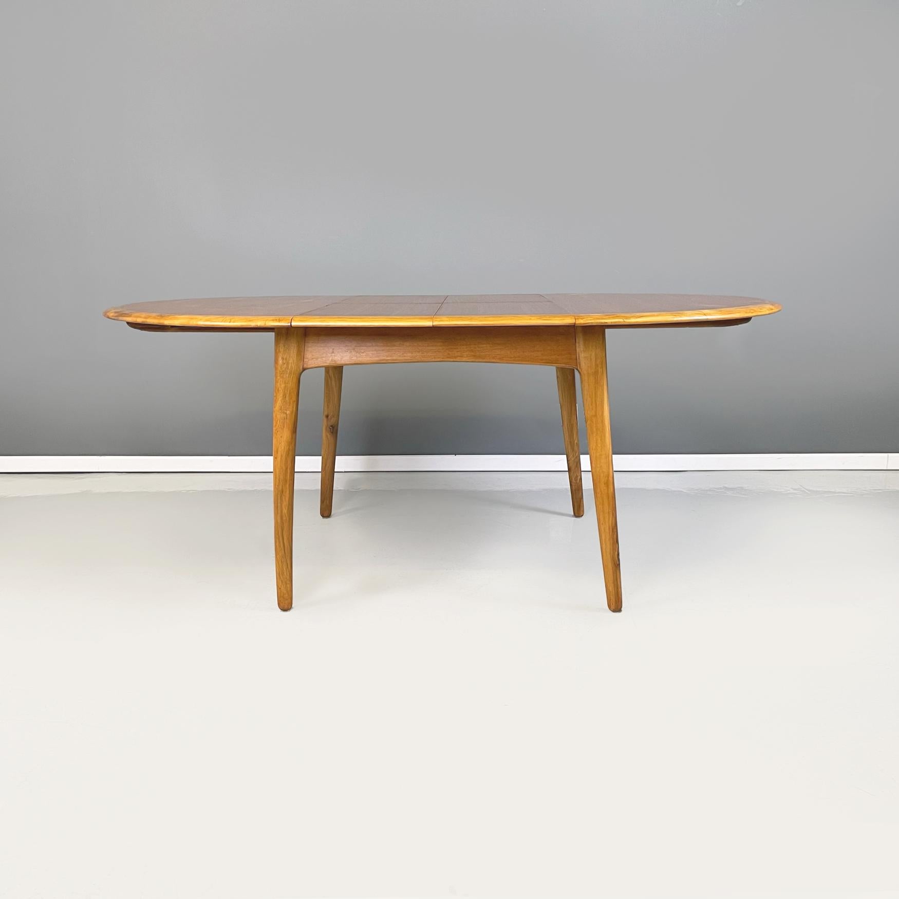 Mid-Century Modern North Europa Midcentury Oval Round Wooden Dining Table with Extensions, 1960s For Sale