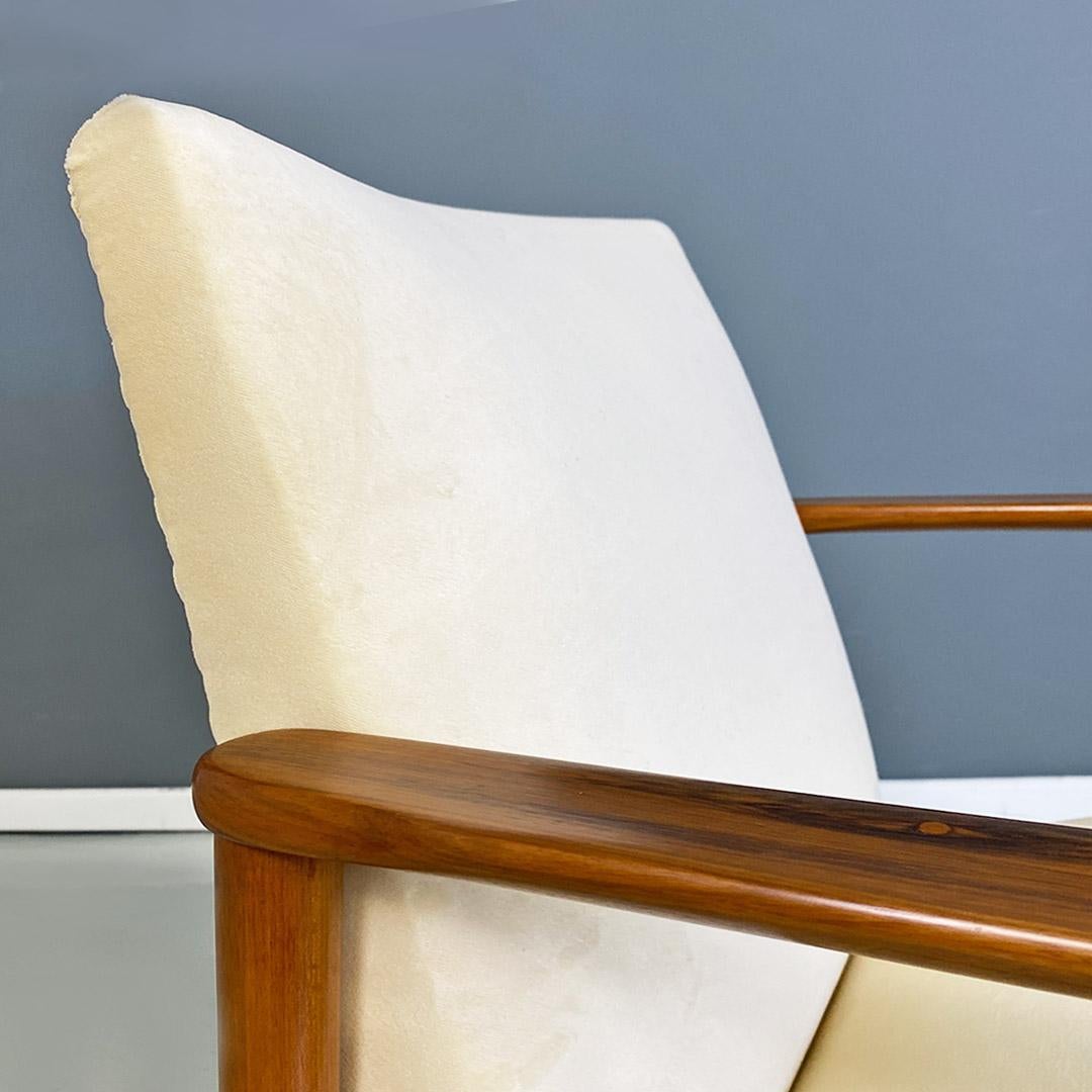 North European Midcentury Cream White Velvet and Solid Beech Armchair, 1960s For Sale 1
