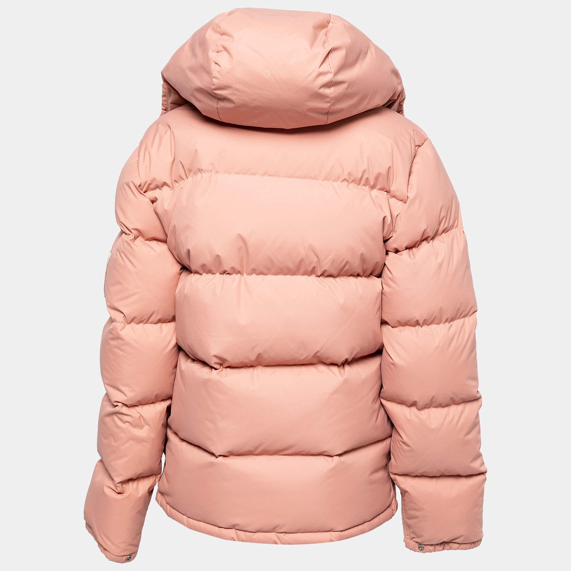 North Face X Gucci Light Pink Down Jacket S In Excellent Condition For Sale In Dubai, Al Qouz 2