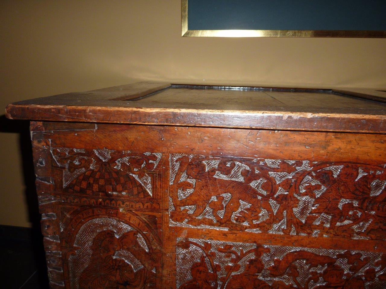 Cedar North Italian Late 16th-Early 17th Century Chest For Sale