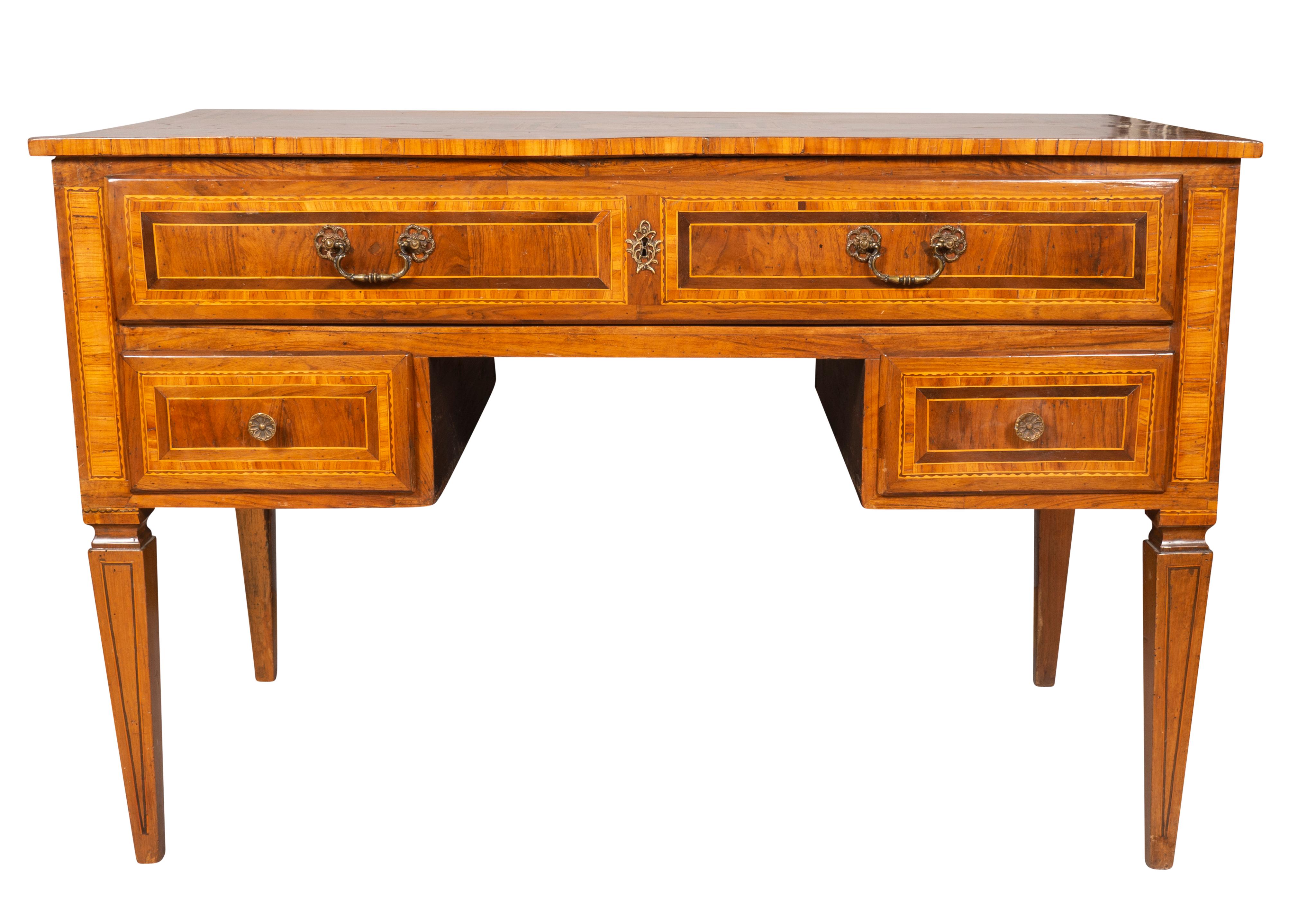 North Italian Neoclassical Walnut and Inlaid Writing Table For Sale 2