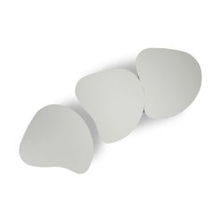 Tavolo alto in metallo bianco North Light di Vladislav Tolochko