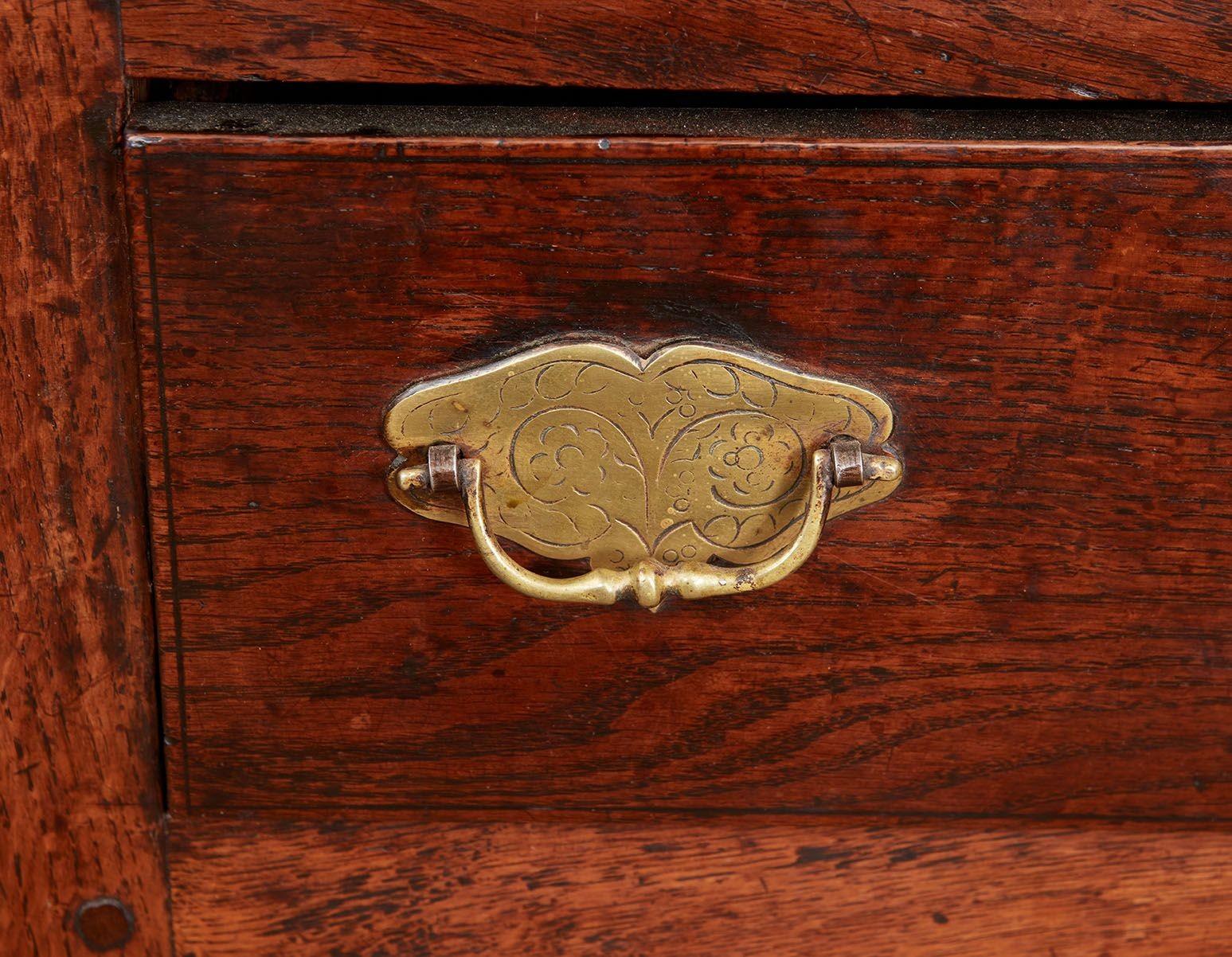 Oak North Wales 8-Leg Potboard Dresser Base For Sale