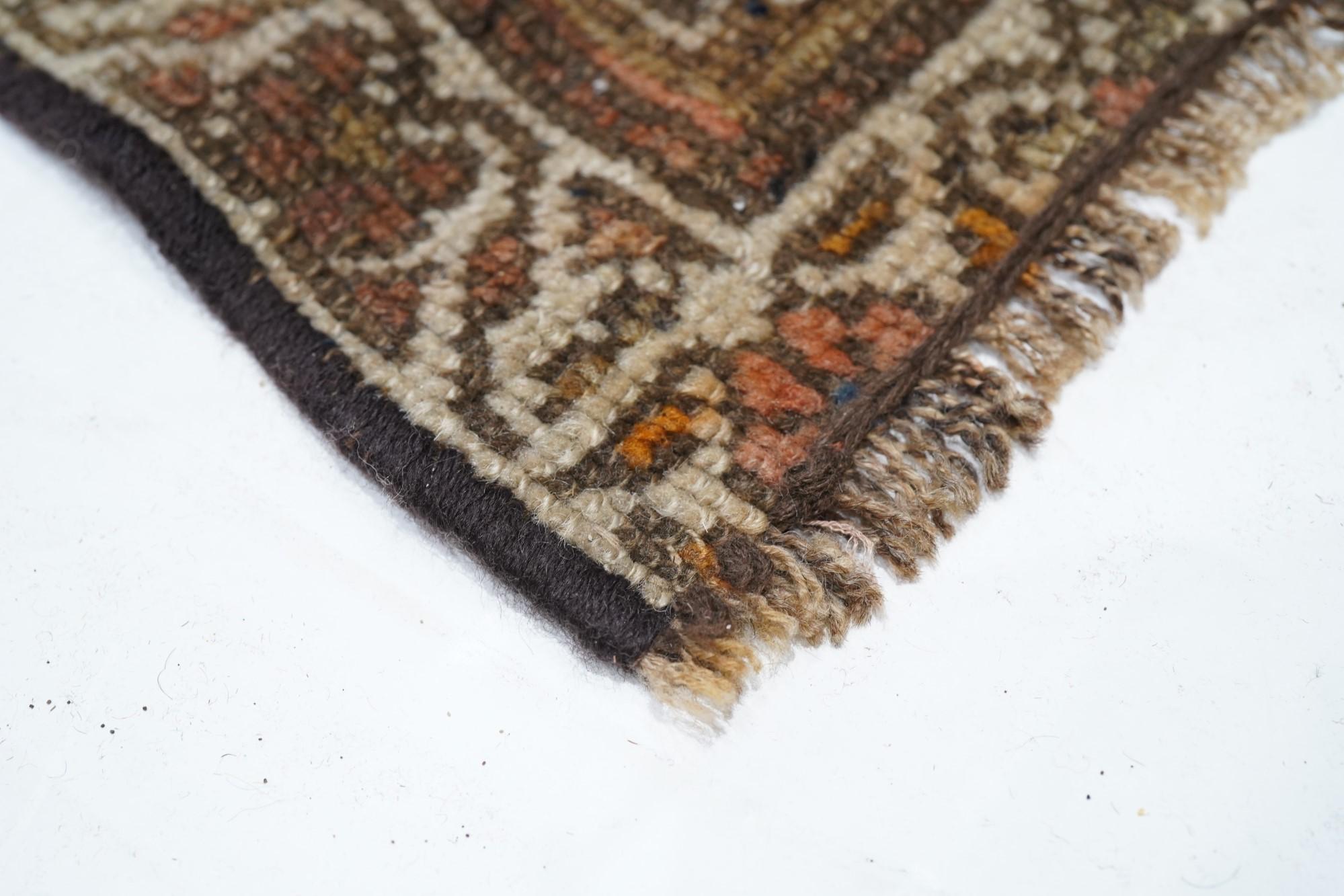 Vintage By Persian Runner 3'0'' x 8'2'' In condizioni ottime in vendita a New York, NY