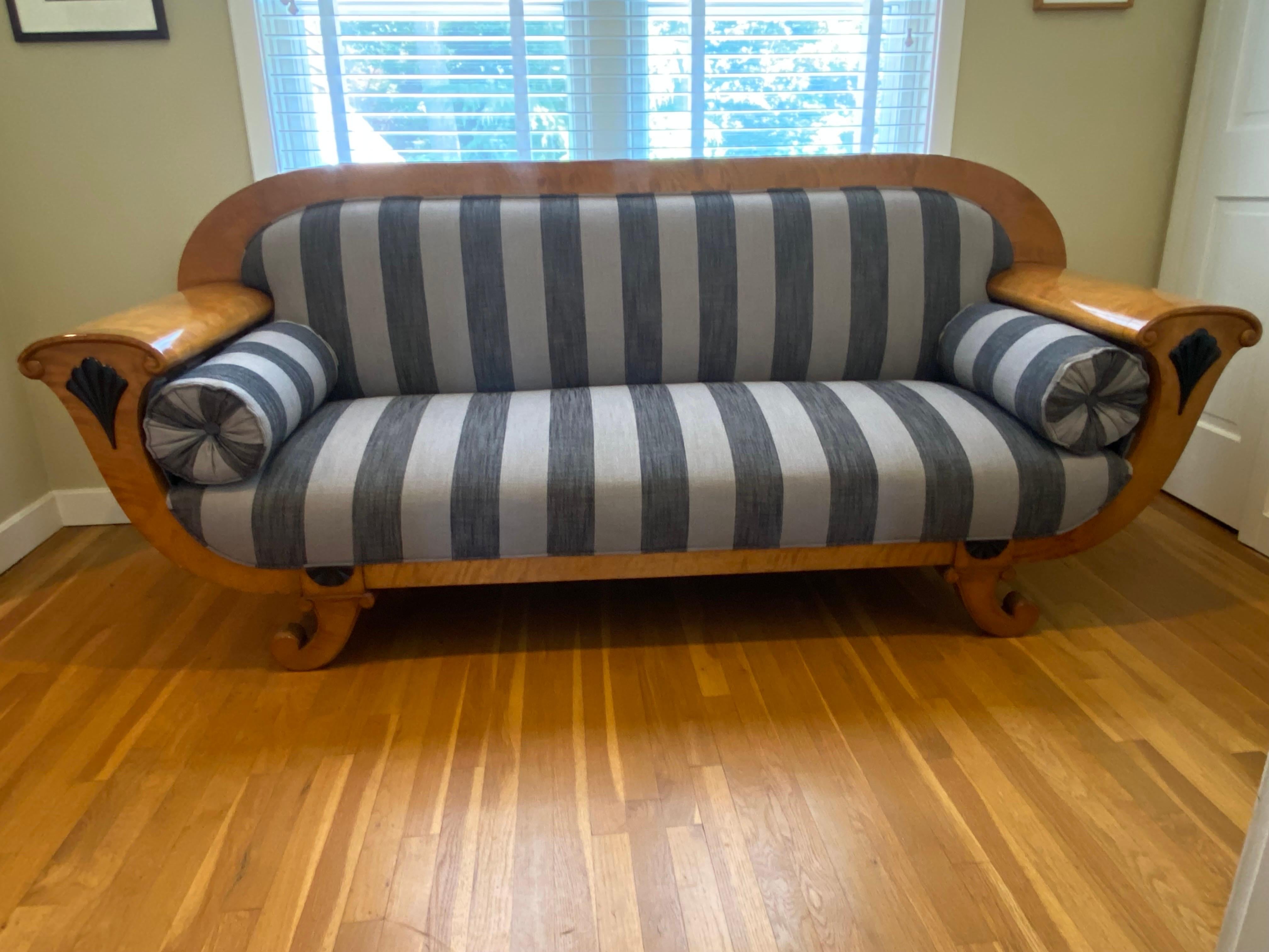 Swedish Northern Europe Biedermeier Birch Sofa with Ebonzied Wood details, Early 1900s For Sale