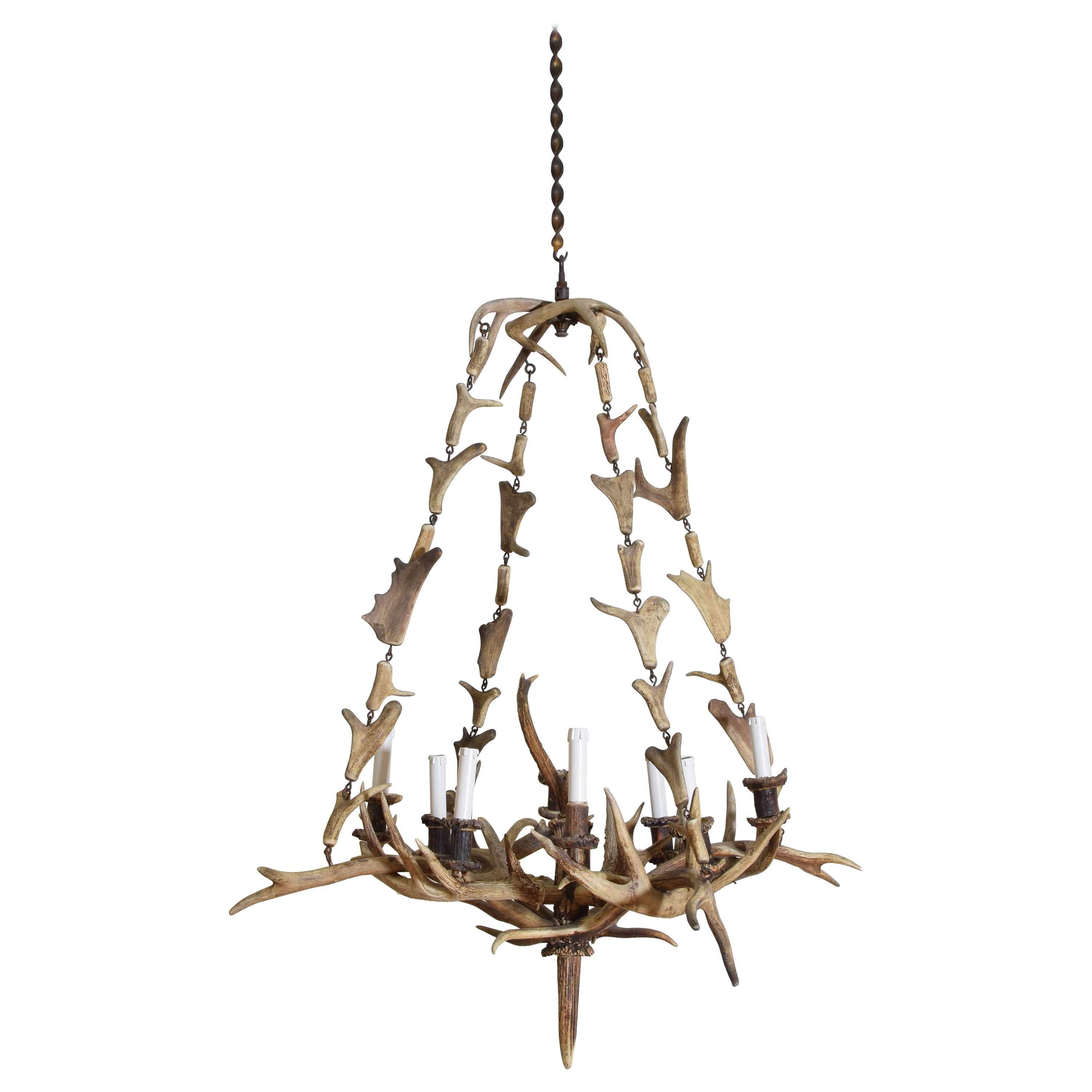 Northern European Antler Horn Chandelier, 1st Quarter 20th Century