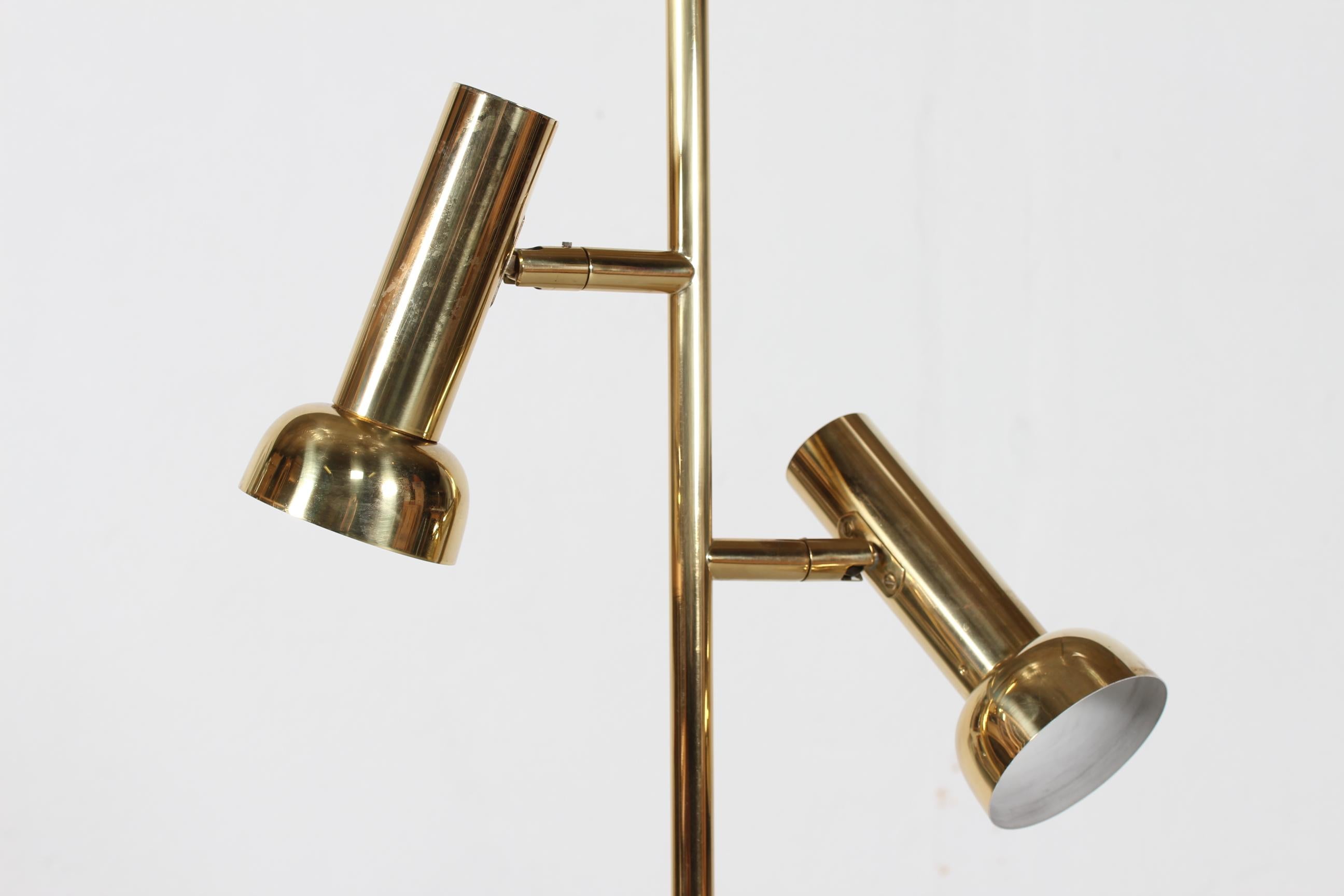 Scandinavian Northern European Floor Lamp of Brass with Lacquer and Adjustable Shades 1970s For Sale