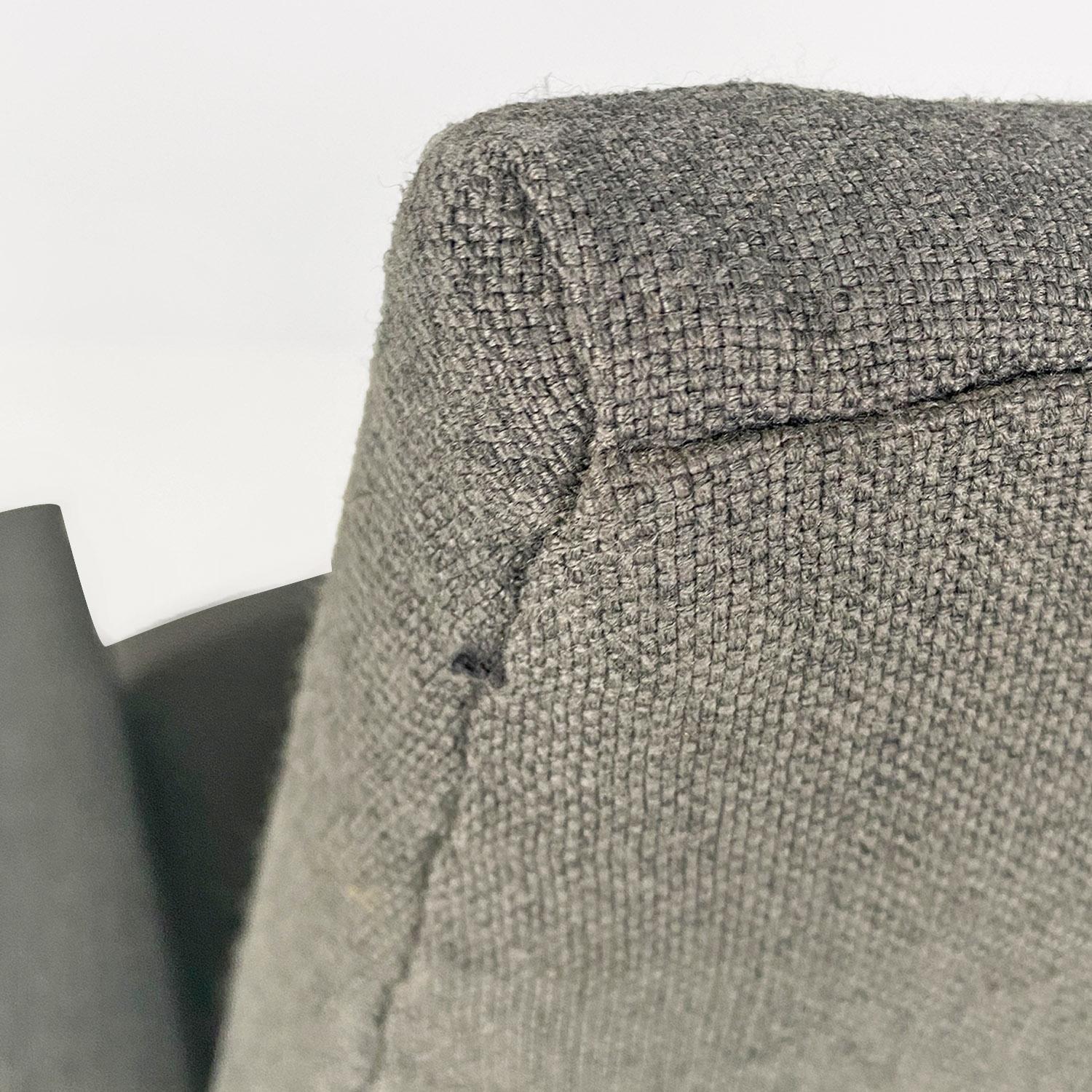 Fauteuils pivotants gris en tissu et métal d'Europe du Nord 1960 en vente 6
