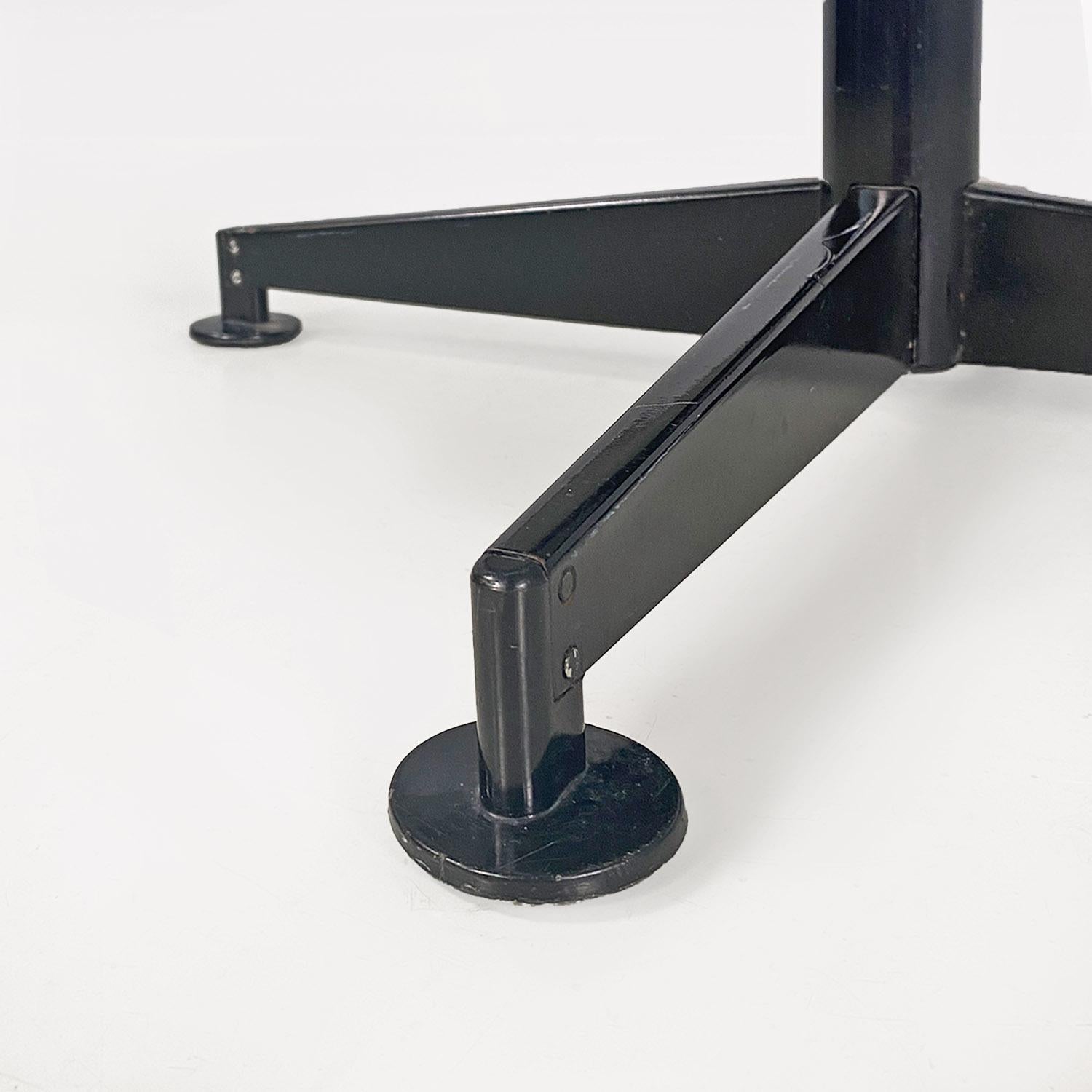 Fauteuils pivotants gris en tissu et métal d'Europe du Nord 1960 en vente 8