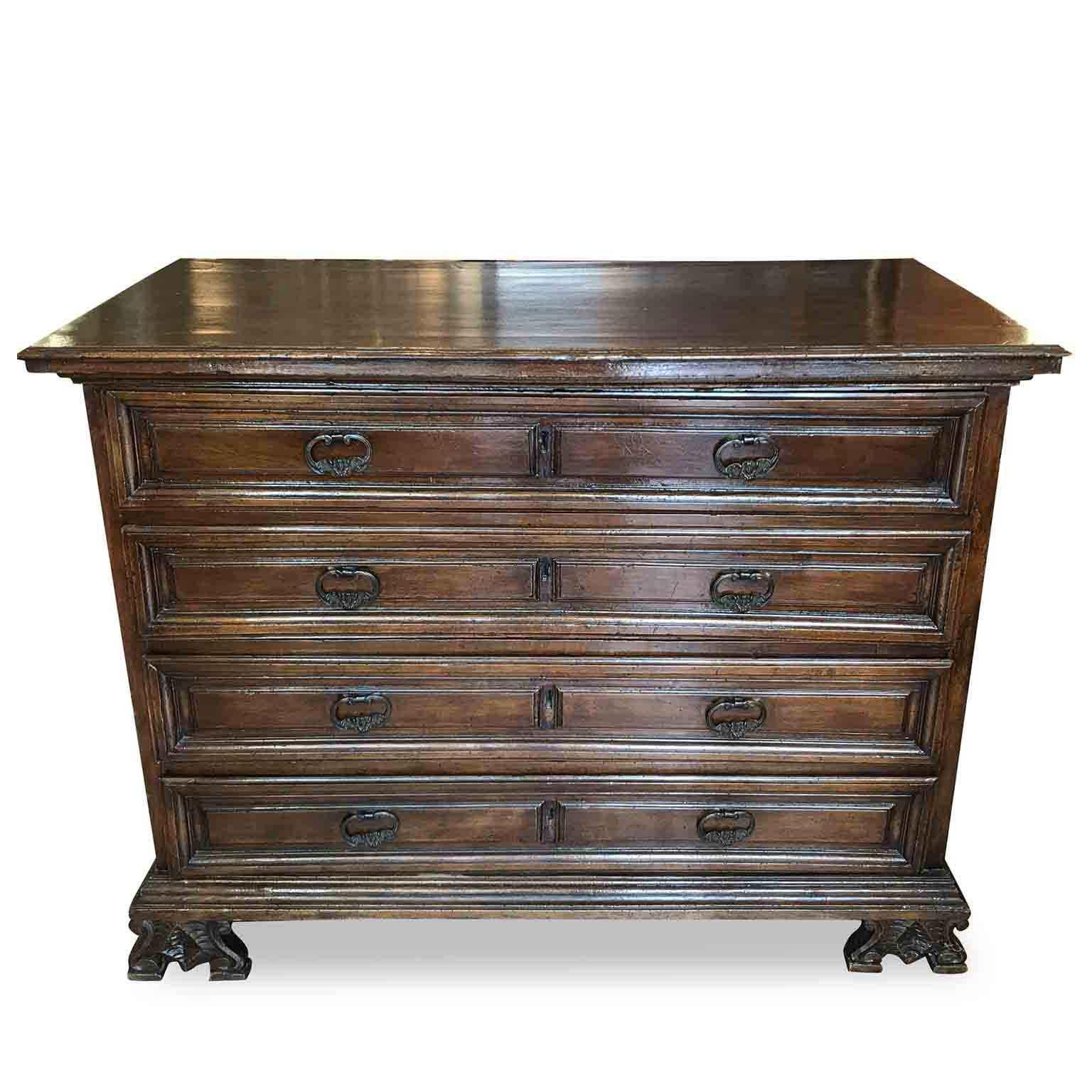 Northern Italian Baroque Walnut Commode 18th Century Chest of Four Drawers 2