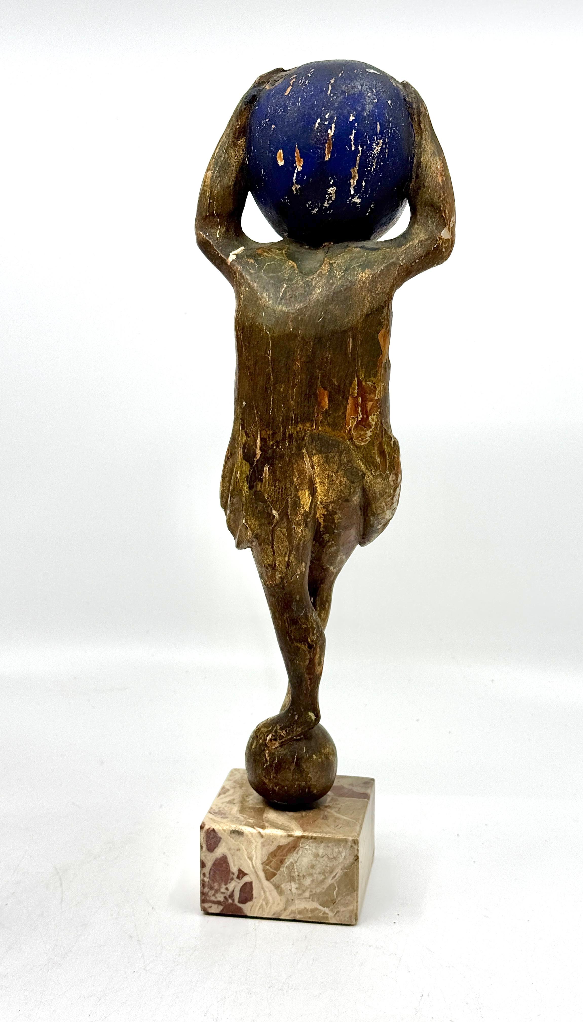 XVIII secolo Northern Italian Carved Wood & Gessoed Atlas with Celestial Globe Circa 1800 in vendita