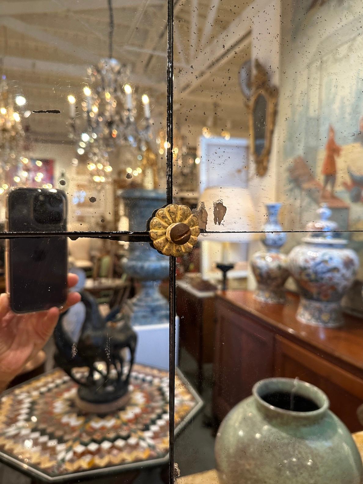Espejo cuadrado dorado del norte de Italia en Bueno estado para la venta en Los Angeles, CA
