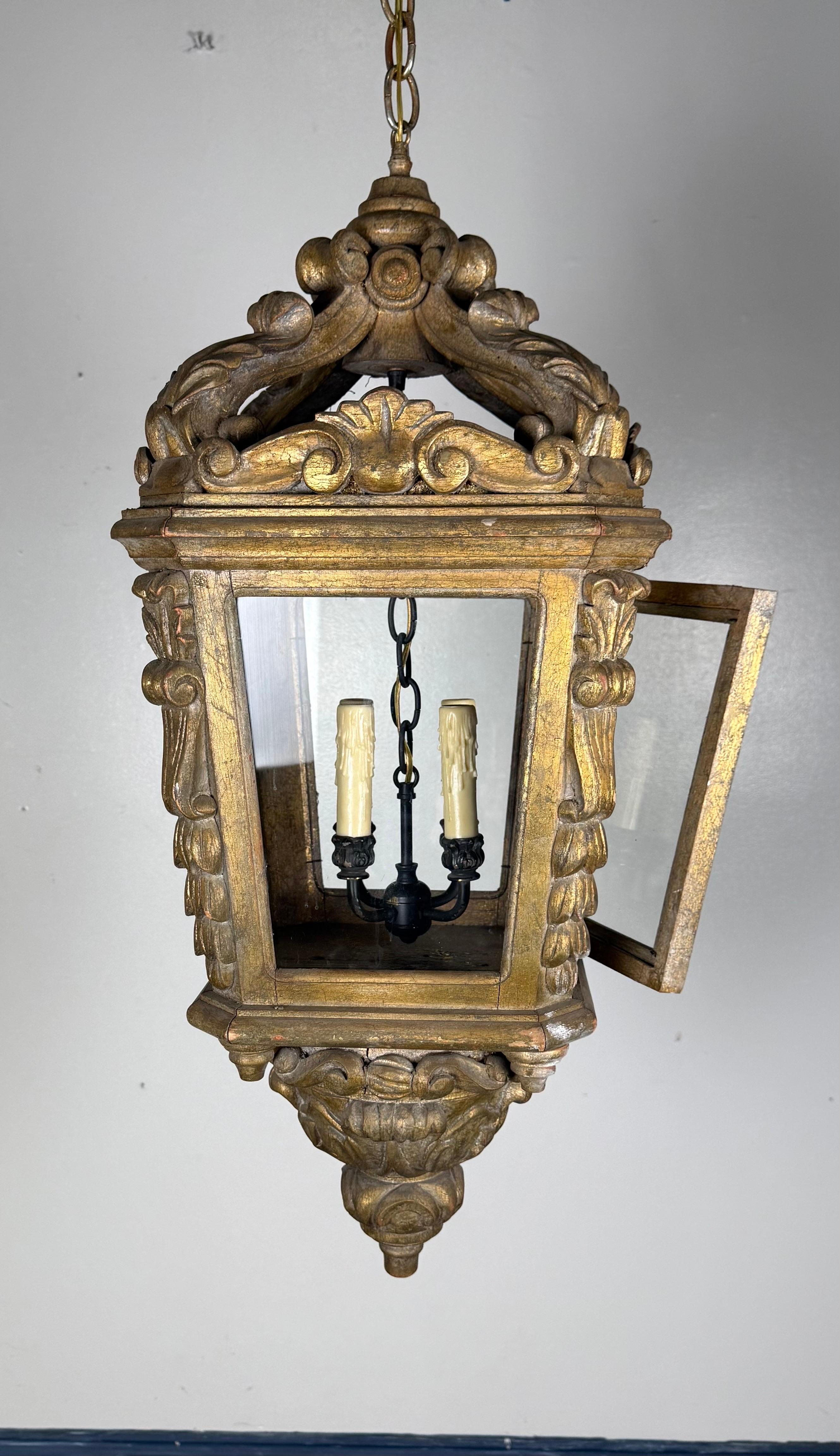 Norditalienische Giltwood Laterne im Zustand „Gut“ im Angebot in Los Angeles, CA