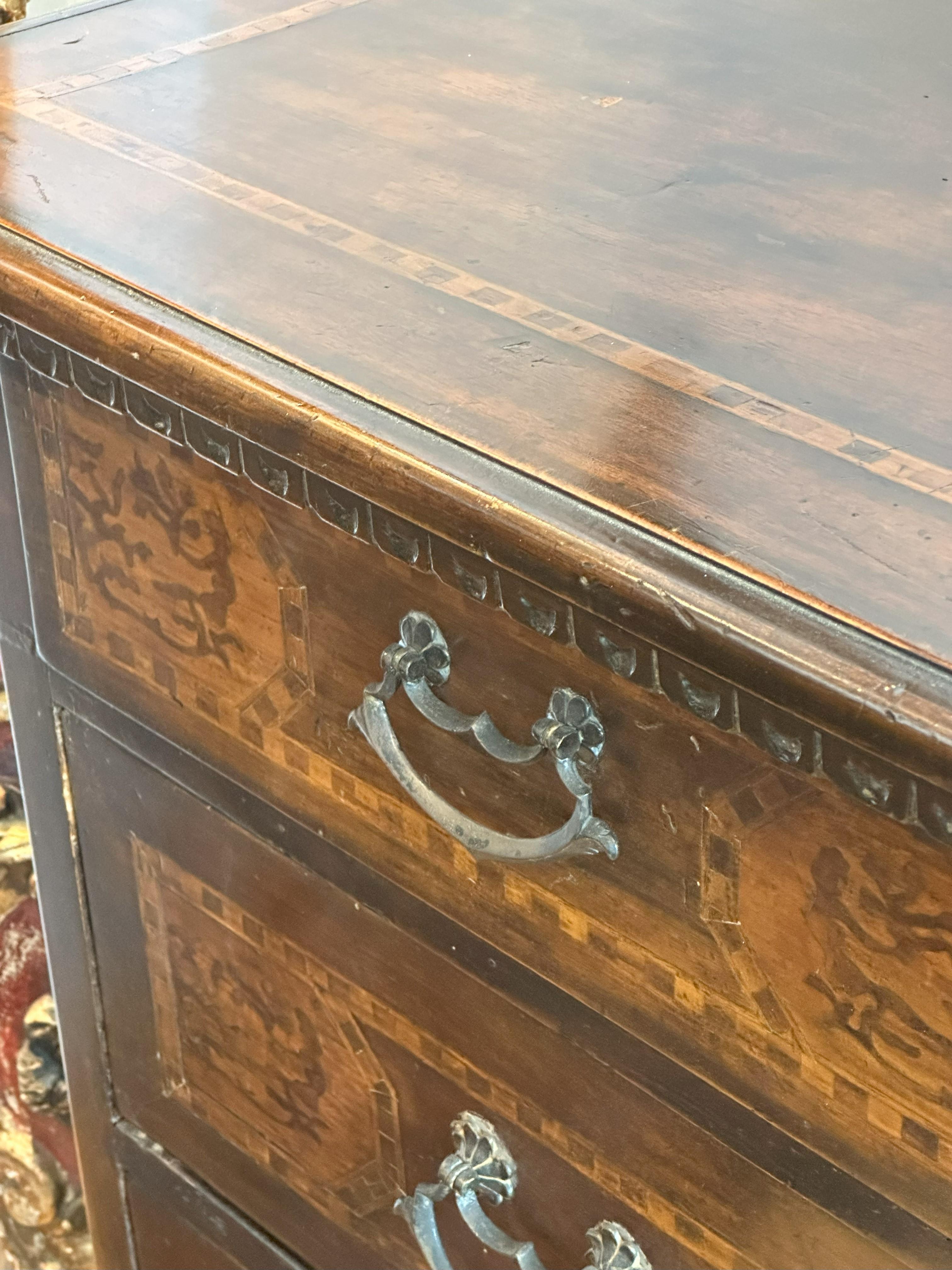 Northern Italian Inlaid Walnut Chest of Drawers For Sale 1