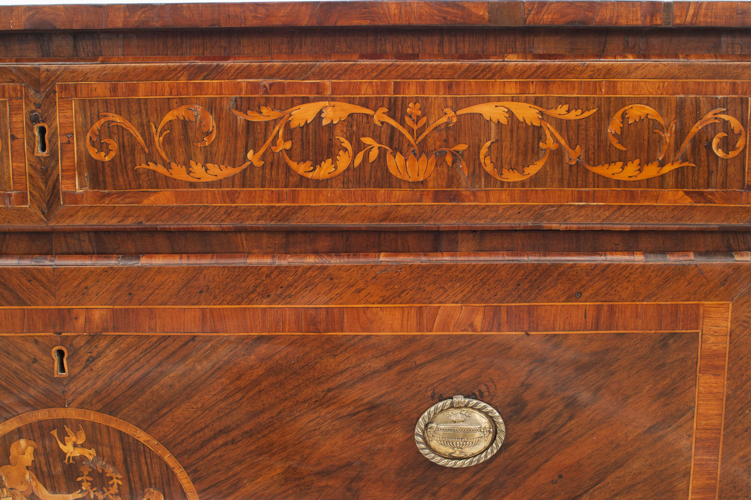 18th Century Italian Neo-Classic Walnut Commode with Marquetry For Sale