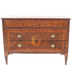 Commode italienne néo-classique en noyer avec marqueterie