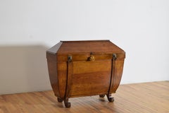 Northern Italian Neoclassical Period Walnut Coffer or Cellarette, 1stq 19th cen.
