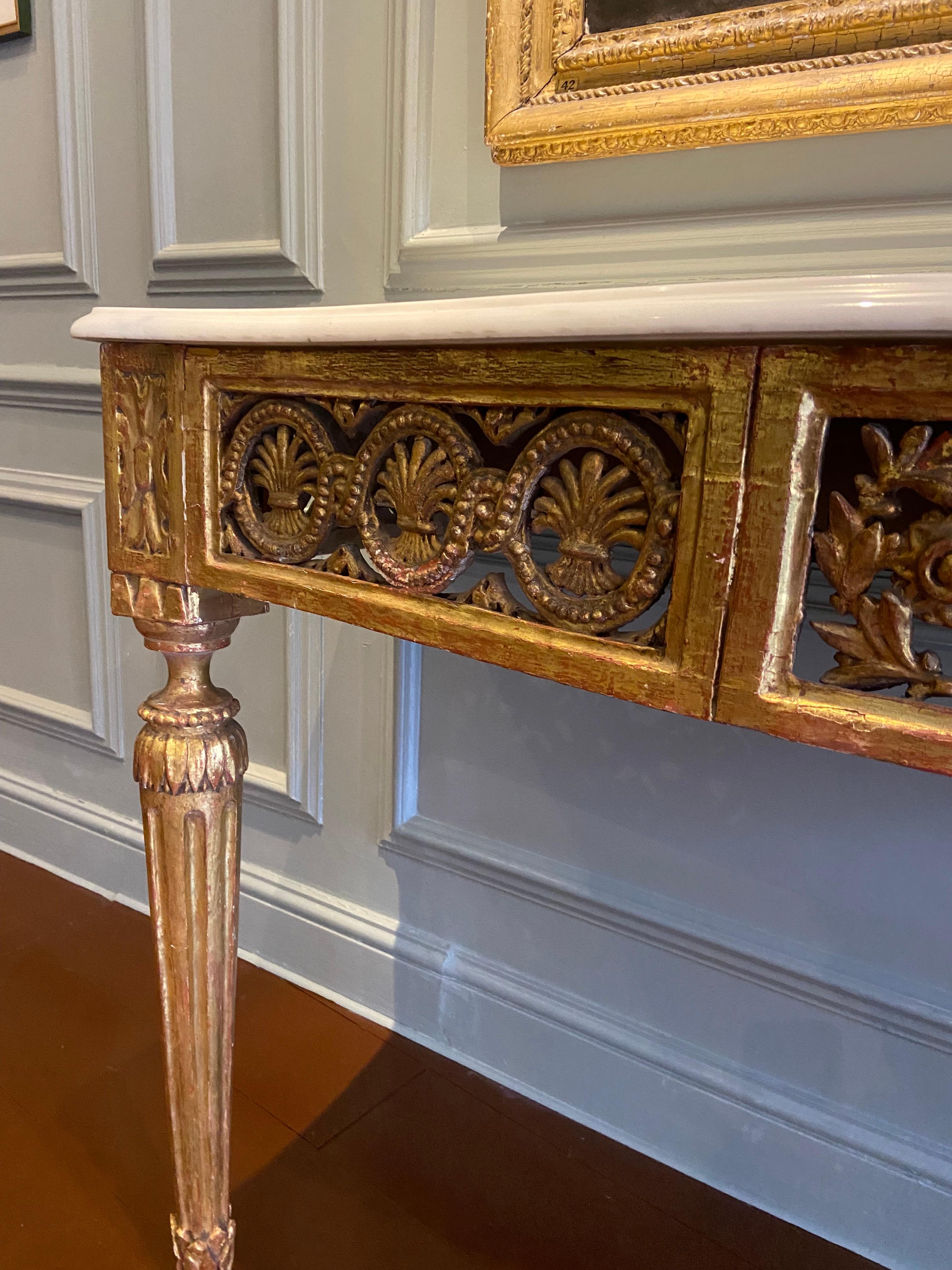 Northern Italian Serpentine Carved Gilt-Wood Console Table 'Late 18th Century' For Sale 4