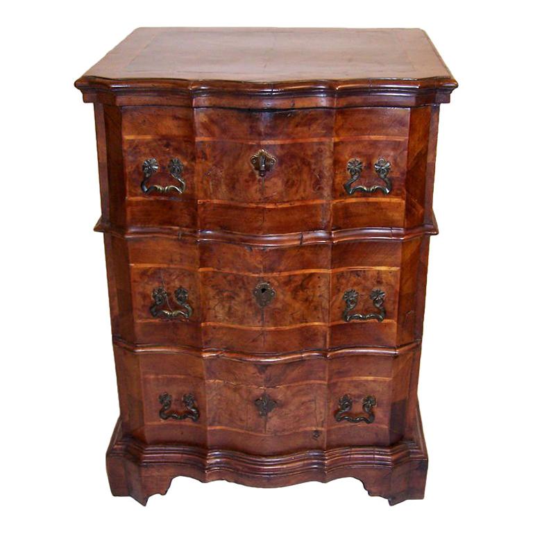 Northern Italian Walnut Chest of Drawers For Sale